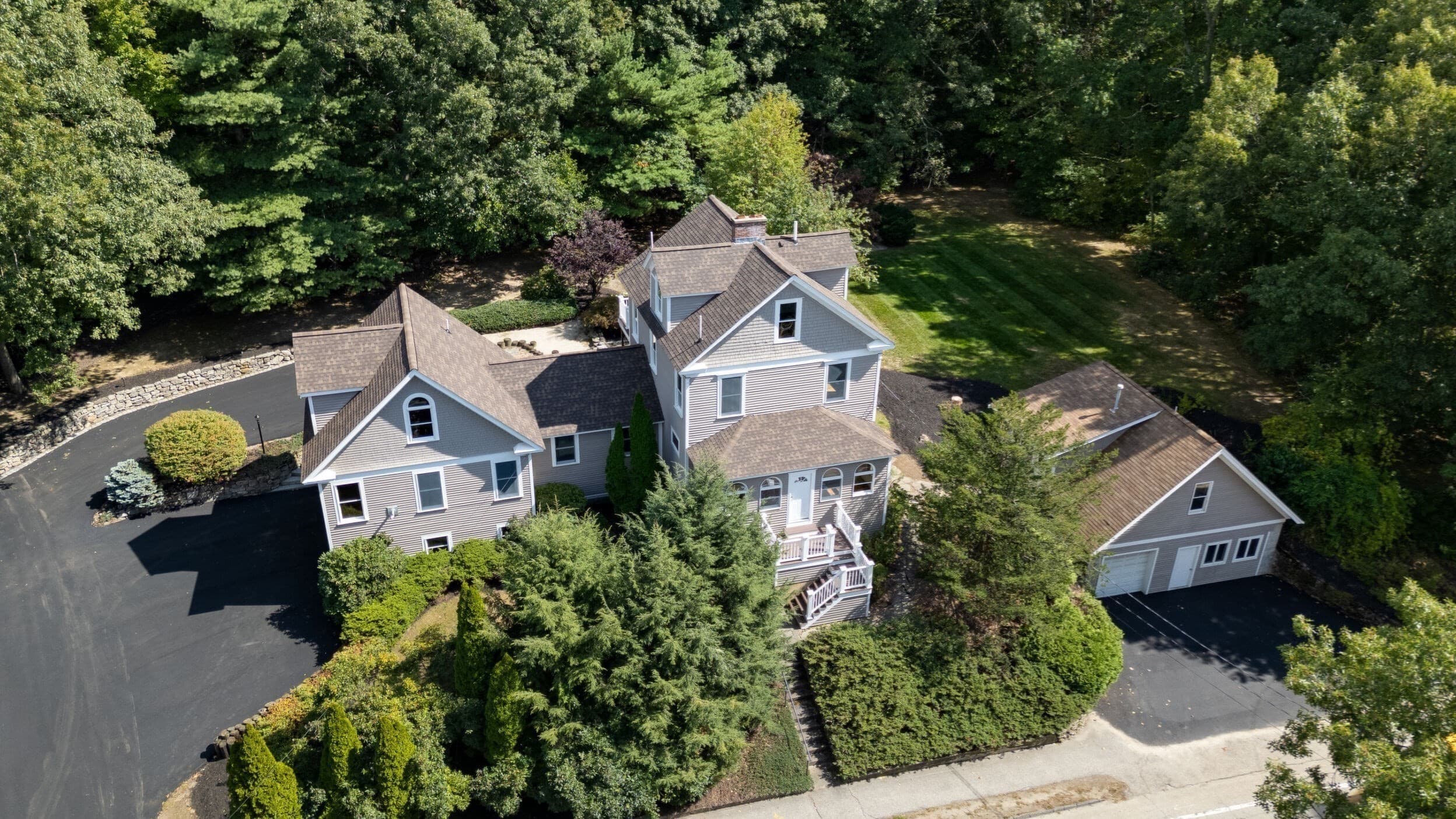 Single Family Residence at 82 N Quinsigamond Ave, Shrewsbury MA 01545, Shrewsbury, photo 28 of 41