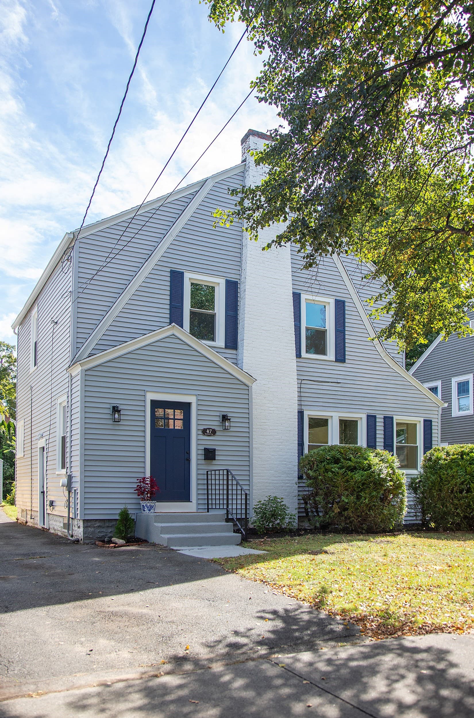 47 Hartford Ter, Springfield MA 01118
