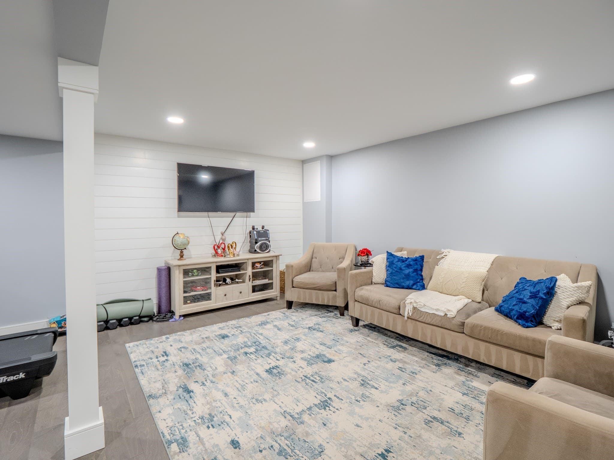 Single Family Residence at 60 Judy Dr, Leominster MA 01453, Leominster, photo 21 of 42