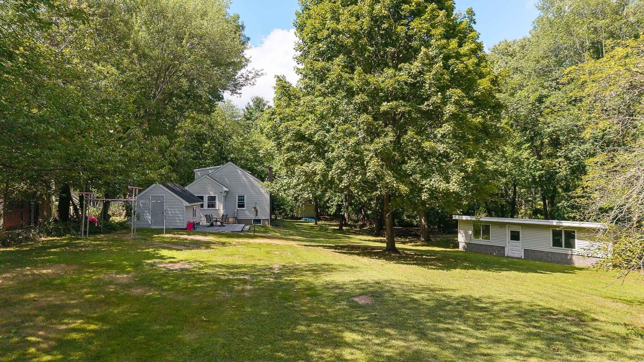 Single Family Residence at 39 Montrose Ave, Wakefield MA 01880, Wakefield, photo 10 of 42