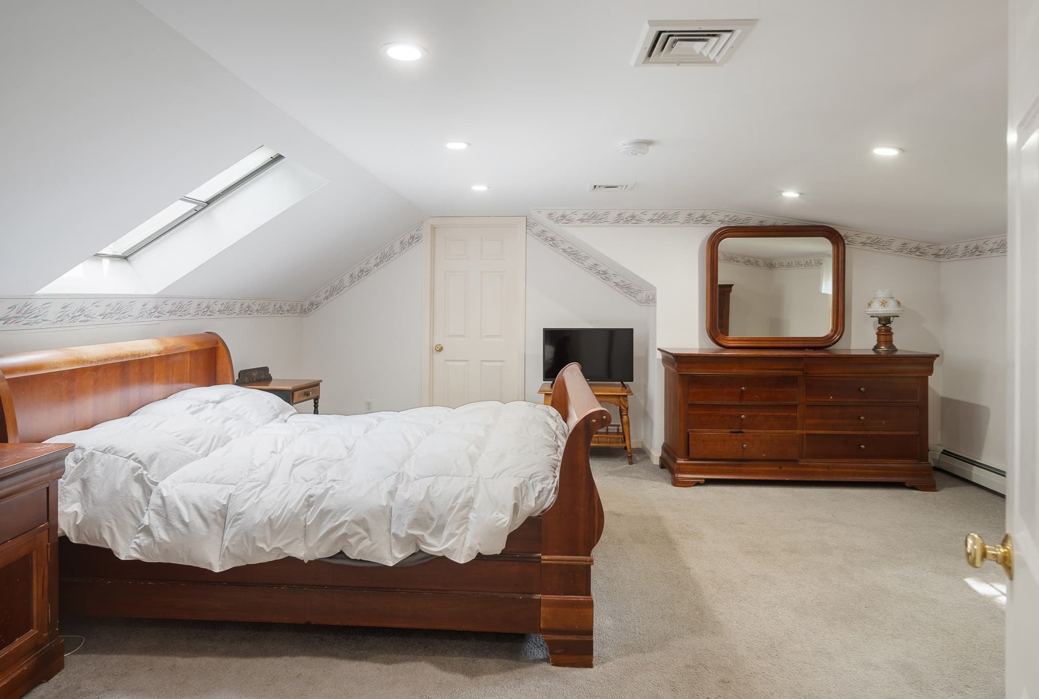 Single Family Residence at 39 Montrose Ave, Wakefield MA 01880, Wakefield, photo 31 of 42