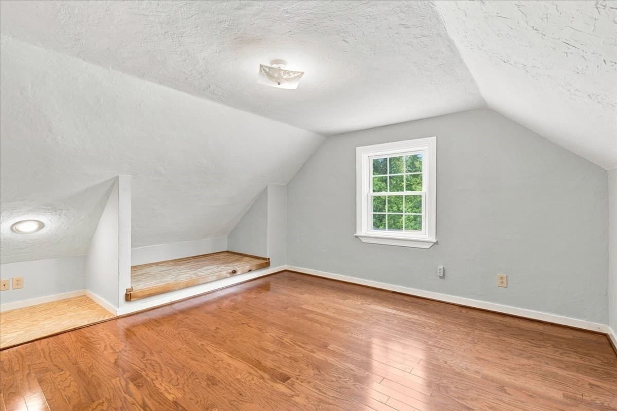 Single Family Residence at 924 Washington St, Franklin MA 02038, Franklin, photo 23 of 41