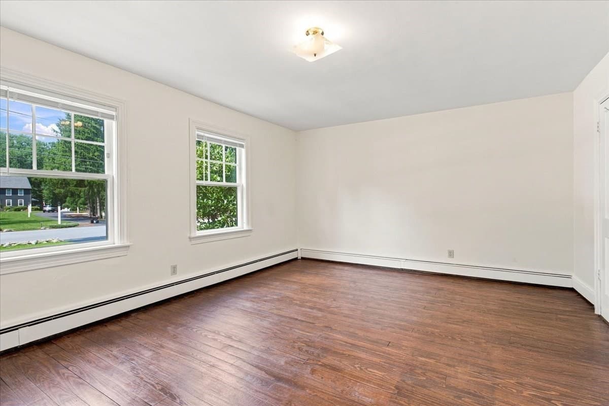Single Family Residence at 924 Washington St, Franklin MA 02038, Franklin, photo 12 of 41
