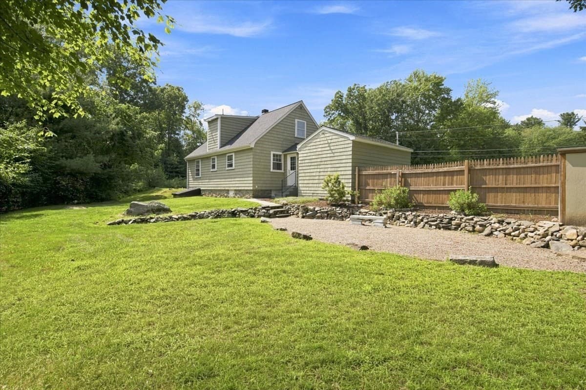 Single Family Residence at 924 Washington St, Franklin MA 02038, Franklin, photo 35 of 41