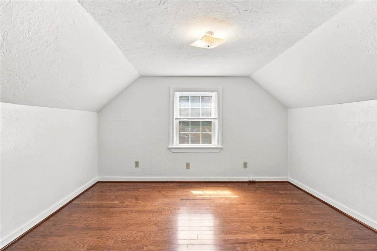 Single Family Residence at 924 Washington St, Franklin MA 02038, Franklin, photo 21 of 41