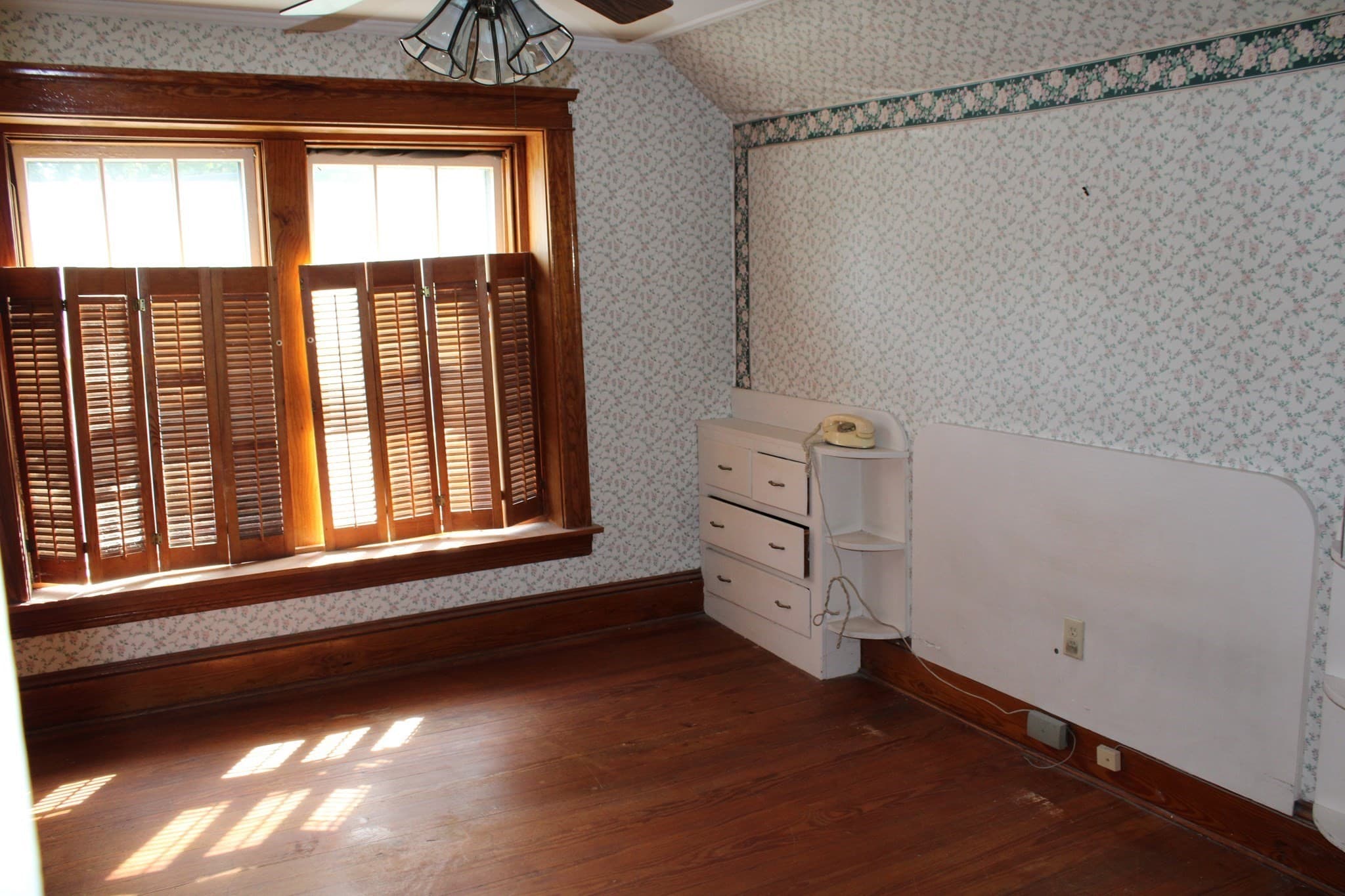 2 Family - 2 Units Up/Down at 17 Clarence St, Attleboro MA 02703, Attleboro, photo 18 of 21