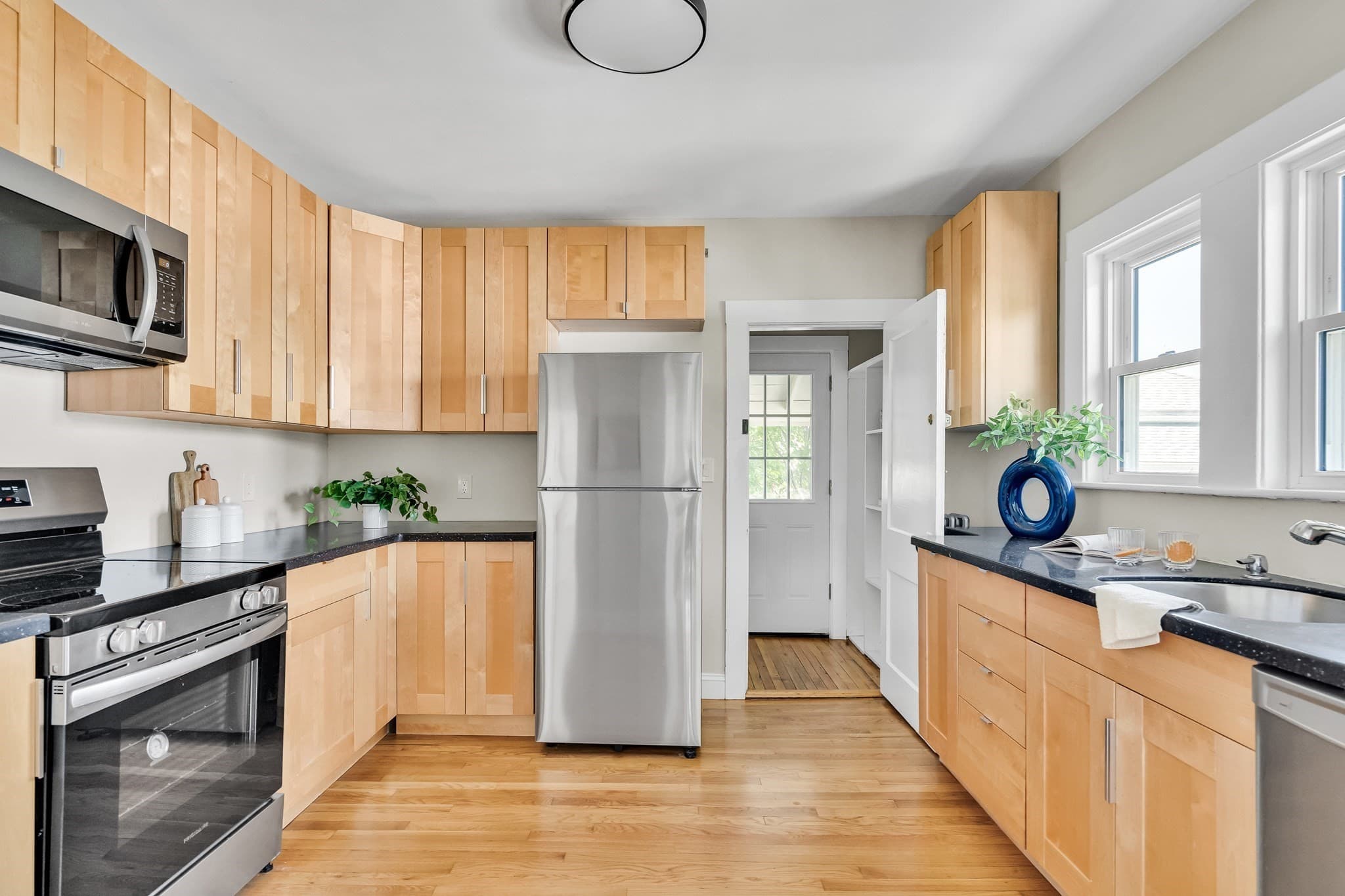 Condominium at 58 Boston Ave. # 58, Somerville MA 02144, Somerville, photo 20 of 37