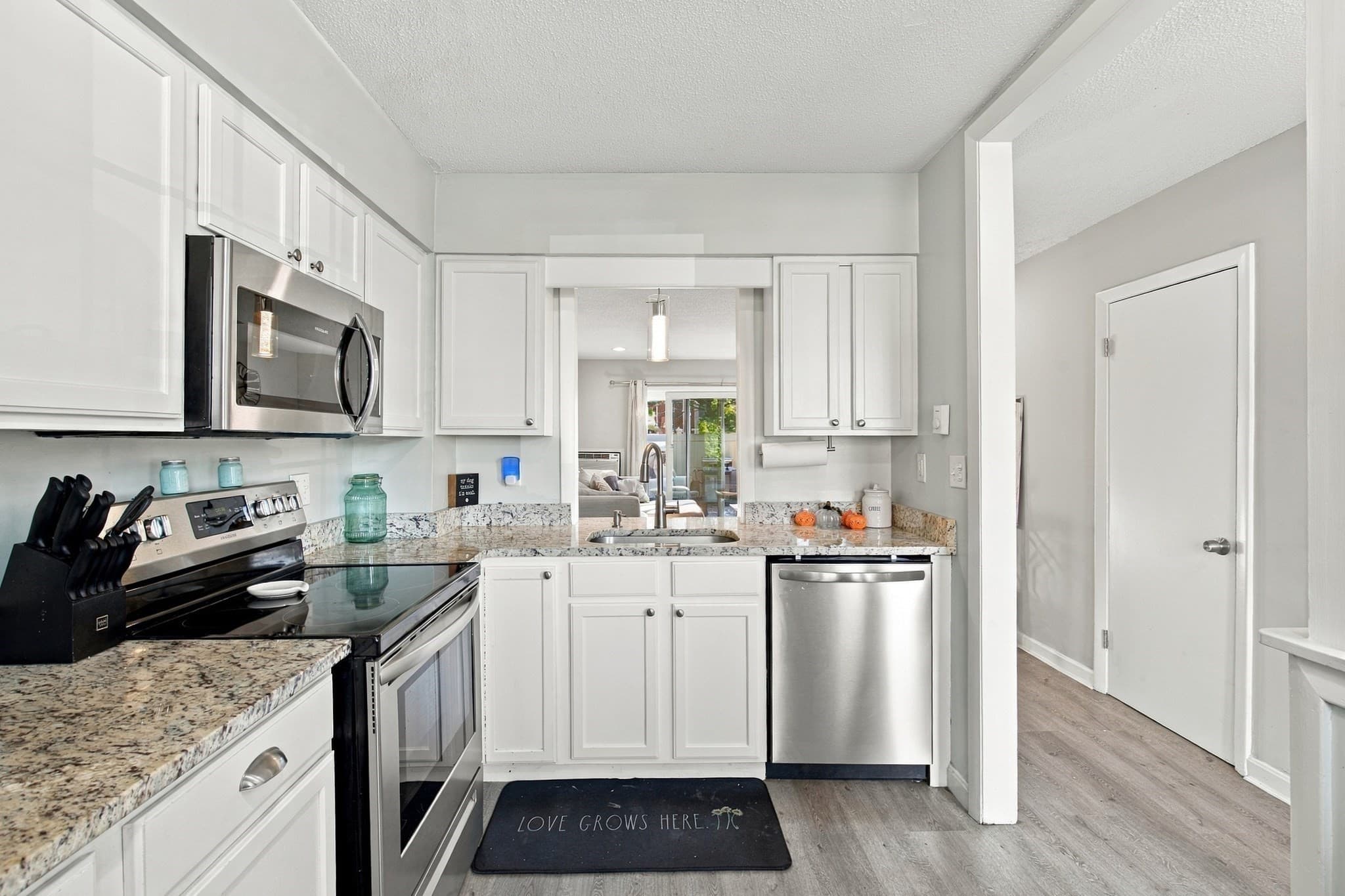 Condominium at 41 Foundry # 3, Easton MA 02375, Easton, photo 2 of 25