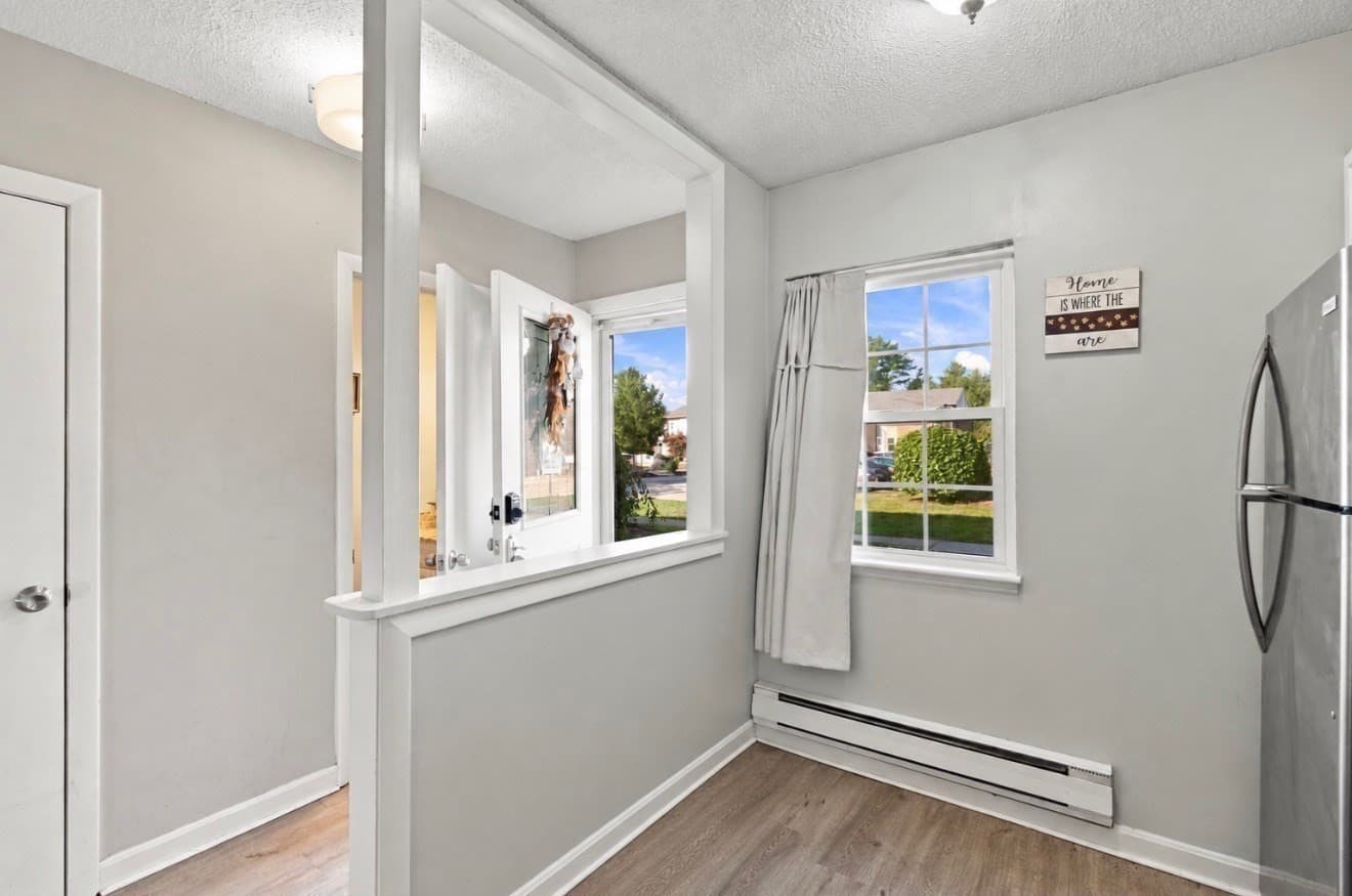 Condominium at 41 Foundry # 3, Easton MA 02375, Easton, photo 3 of 25