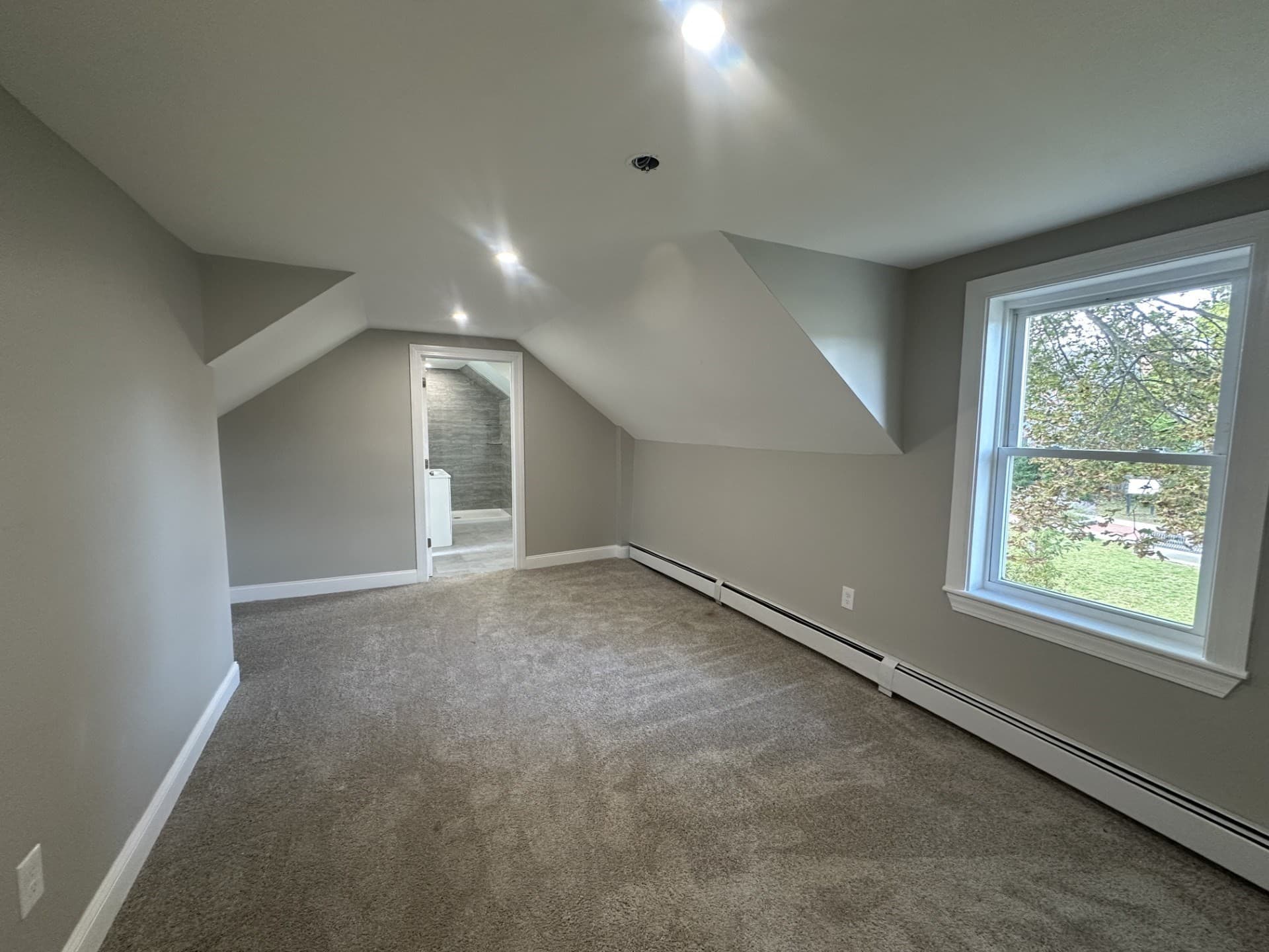 Single Family Residence at 40 Snow St, Fitchburg MA 01420, Fitchburg, photo 16 of 22