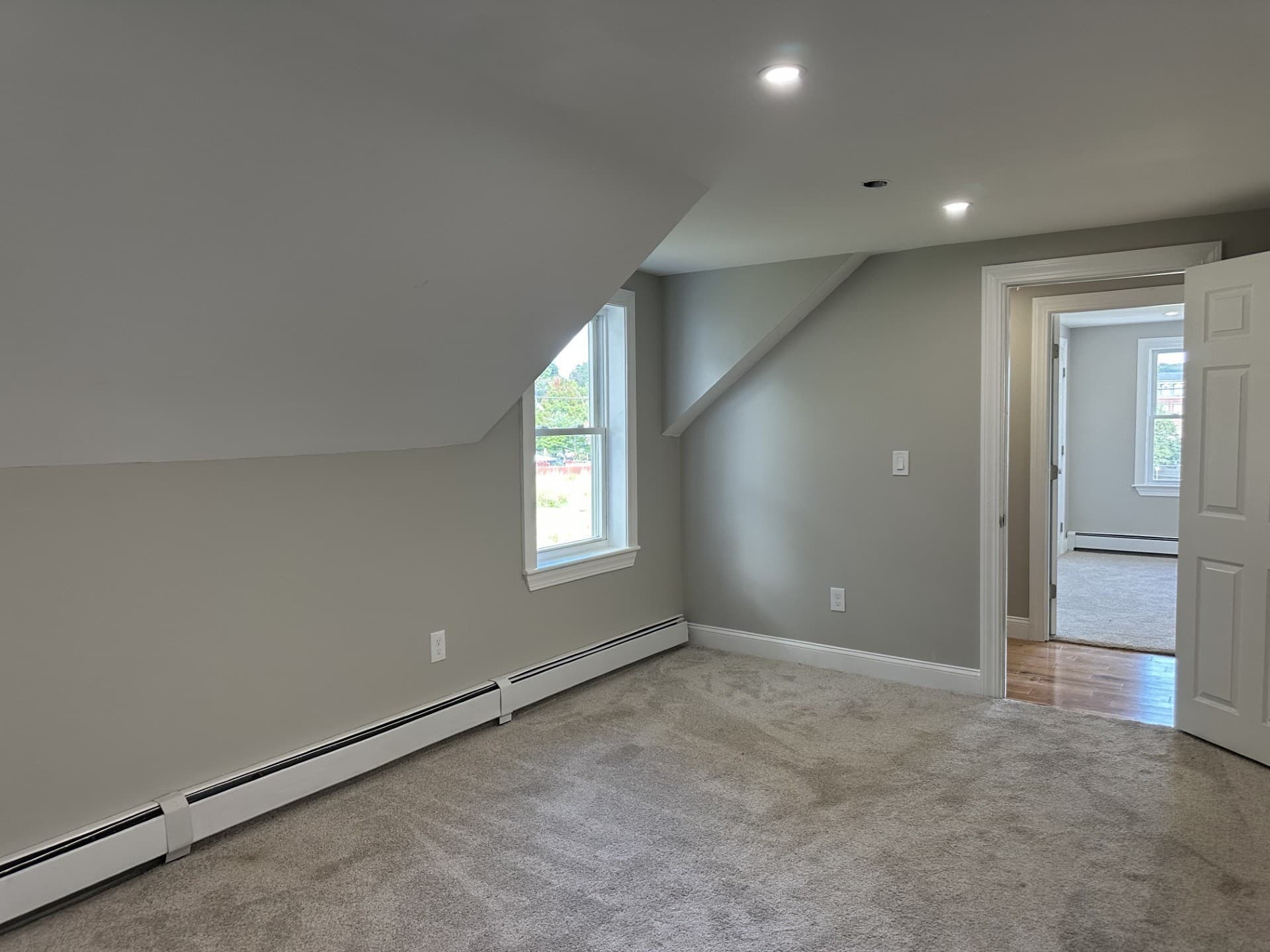 Single Family Residence at 40 Snow St, Fitchburg MA 01420, Fitchburg, photo 18 of 22