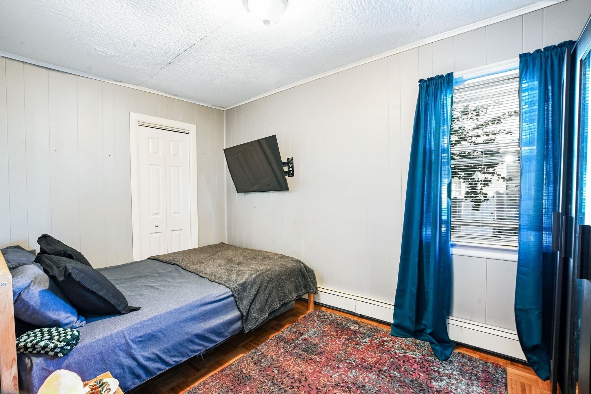 2 Family - 2 Units Up/Down at 125 Field St, New Bedford MA 02740, New Bedford, photo 8 of 26