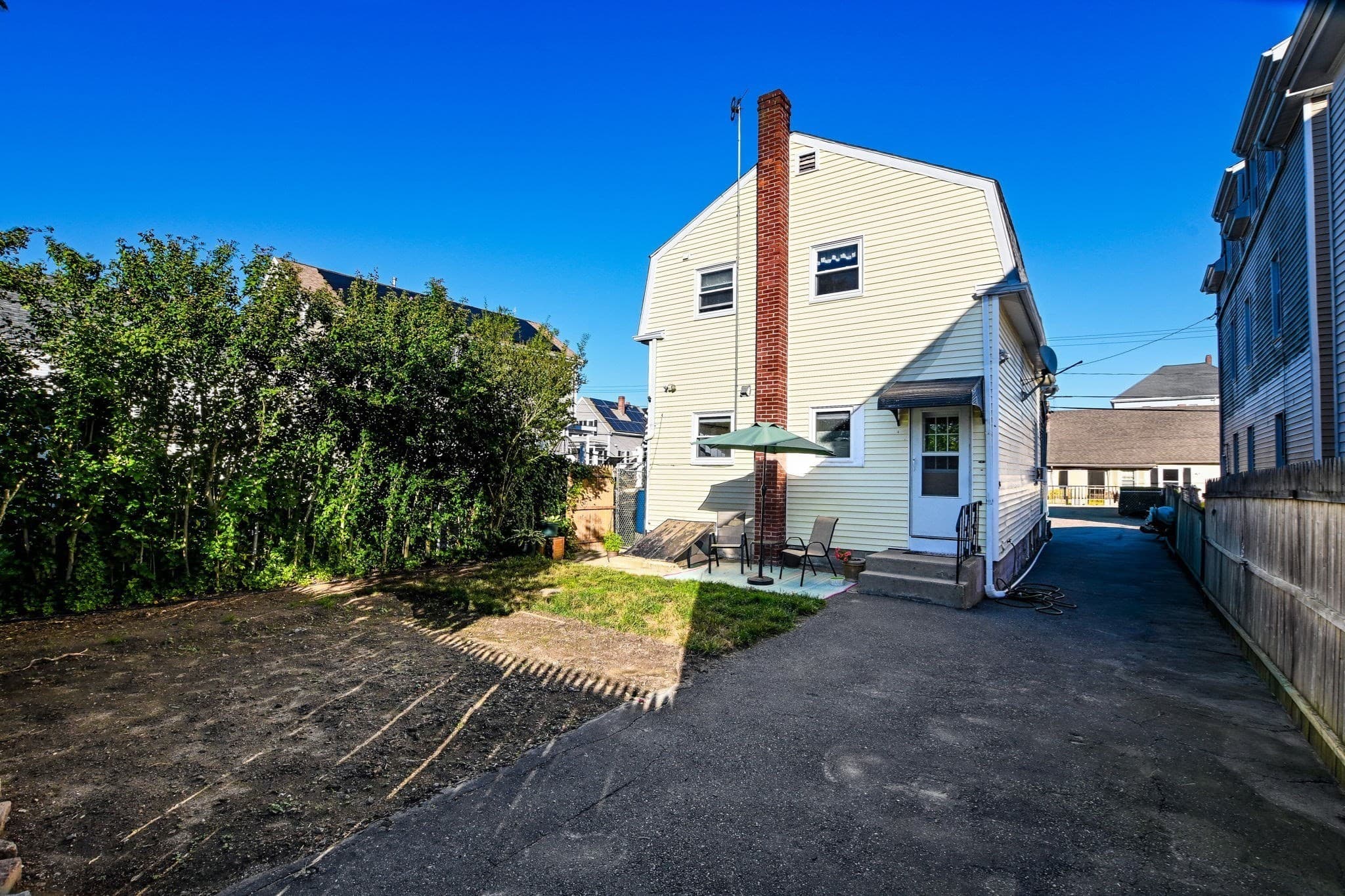 2 Family - 2 Units Up/Down at 125 Field St, New Bedford MA 02740, New Bedford, photo 21 of 26