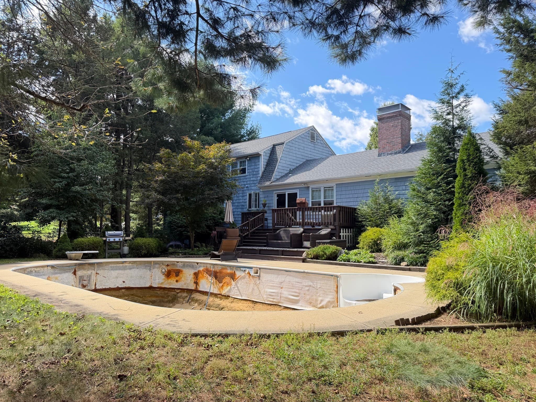 Single Family Residence at 81 Coventry Ln, Longmeadow MA 01106, Longmeadow, photo 40 of 42