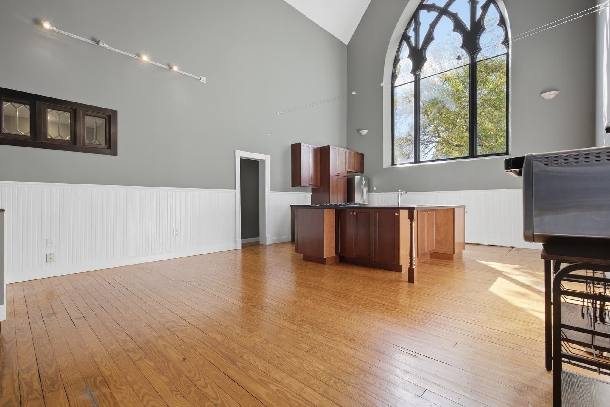 Condominium at 62 Estes Street # 2, Lynn MA 01902, Lynn, photo 7 of 36