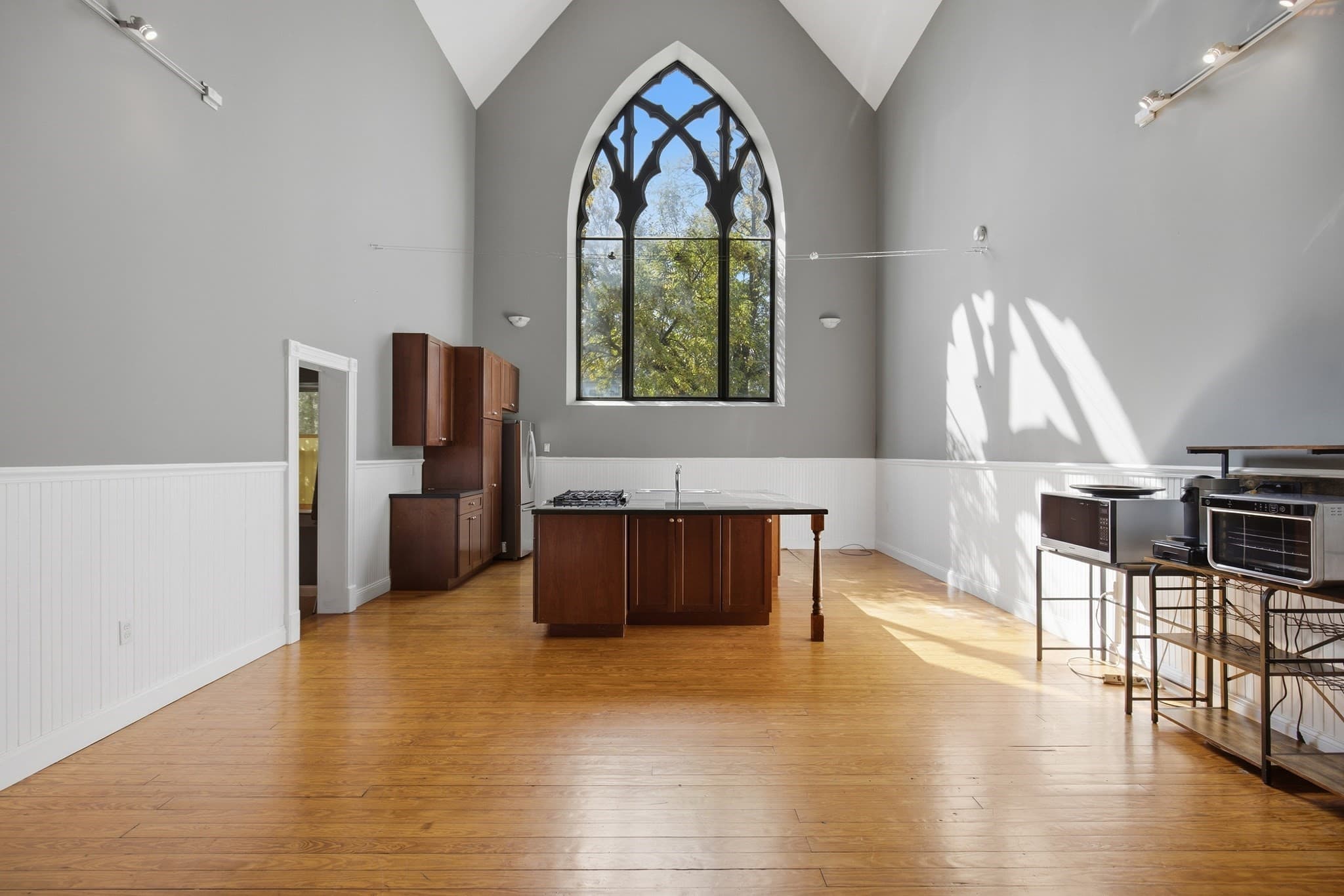 Condominium at 62 Estes Street # 2, Lynn MA 01902, Lynn, photo 10 of 36