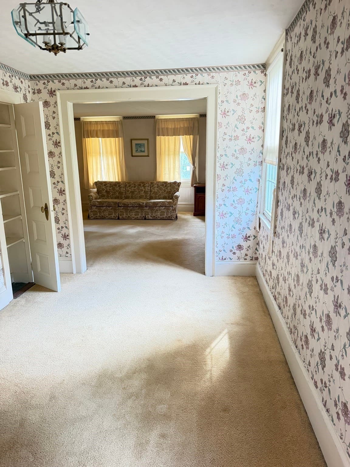 Single Family Residence at 126 Main St, South Hadley MA 01075, South Hadley, photo 11 of 40