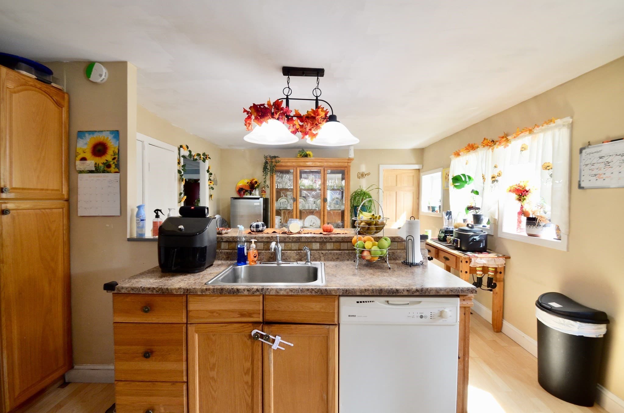 Single Family Residence at 17 Highland St, Spencer MA 01562, Spencer, photo 5 of 33