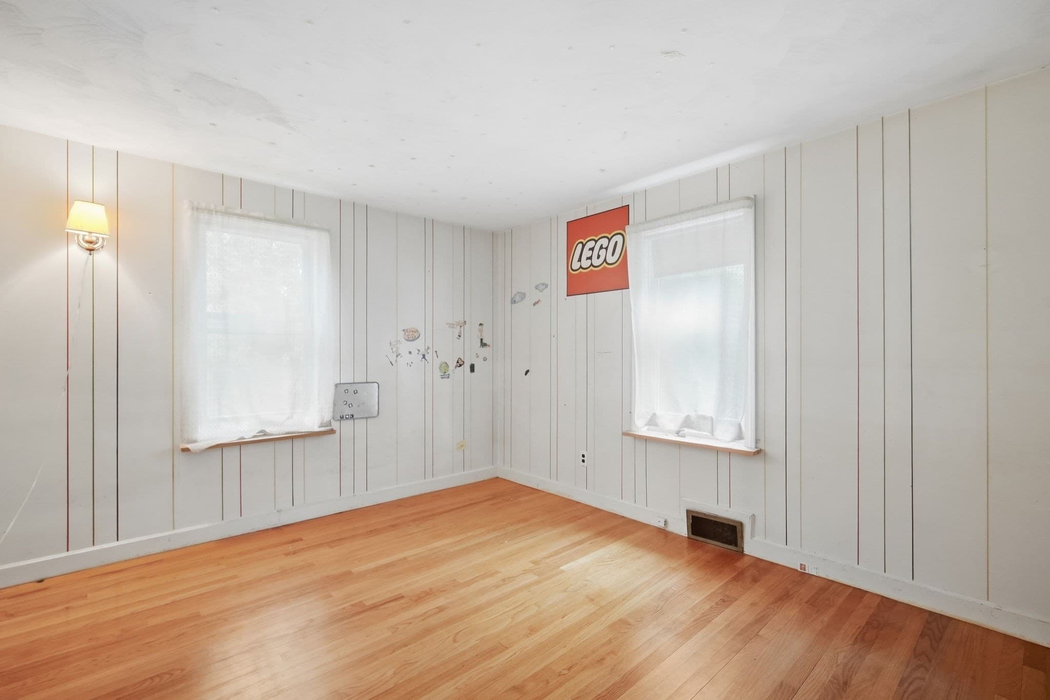 Single Family Residence at 31 Brook St, East Longmeadow MA 01028, East Longmeadow, photo 11 of 41