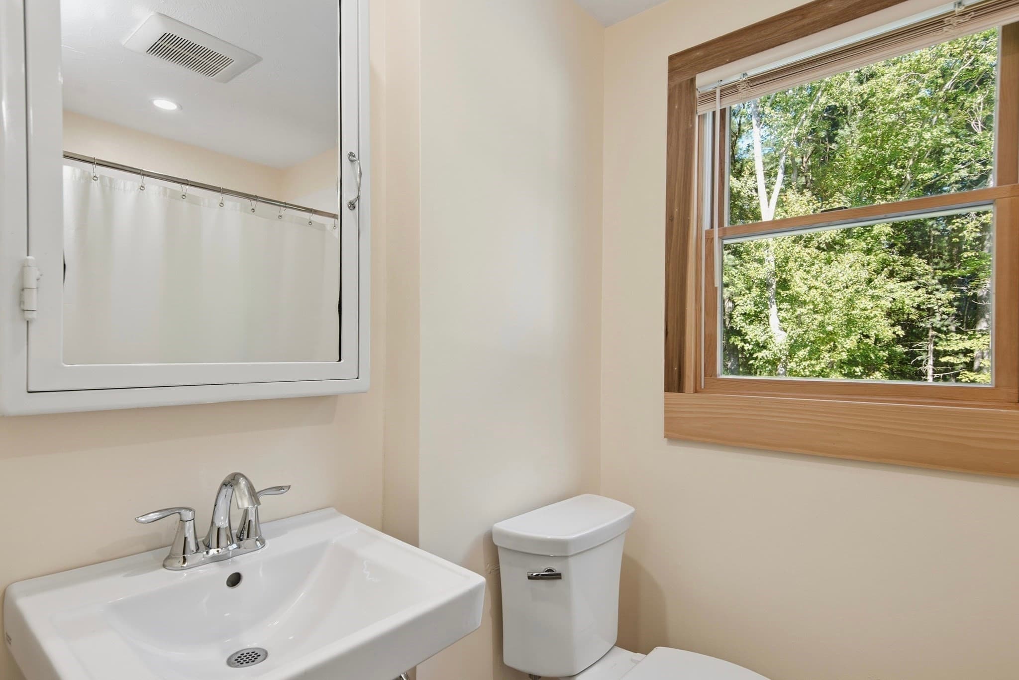 Single Family Residence at 3 Briarwood Road, Franklin MA 02038, Franklin, photo 18 of 42