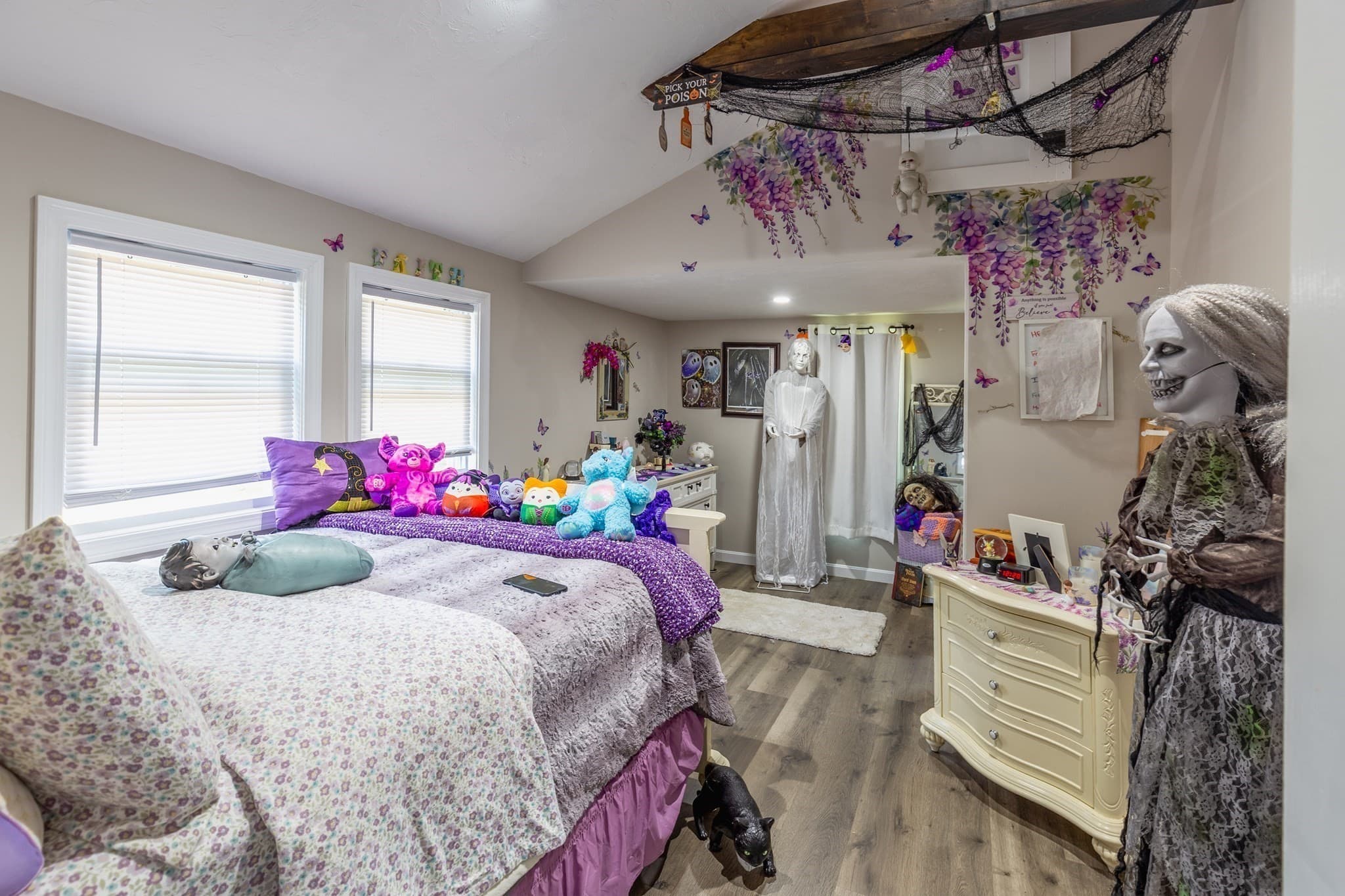 Single Family Residence at 11 Madlyn St, Plymouth MA 02360, Plymouth, photo 15 of 26