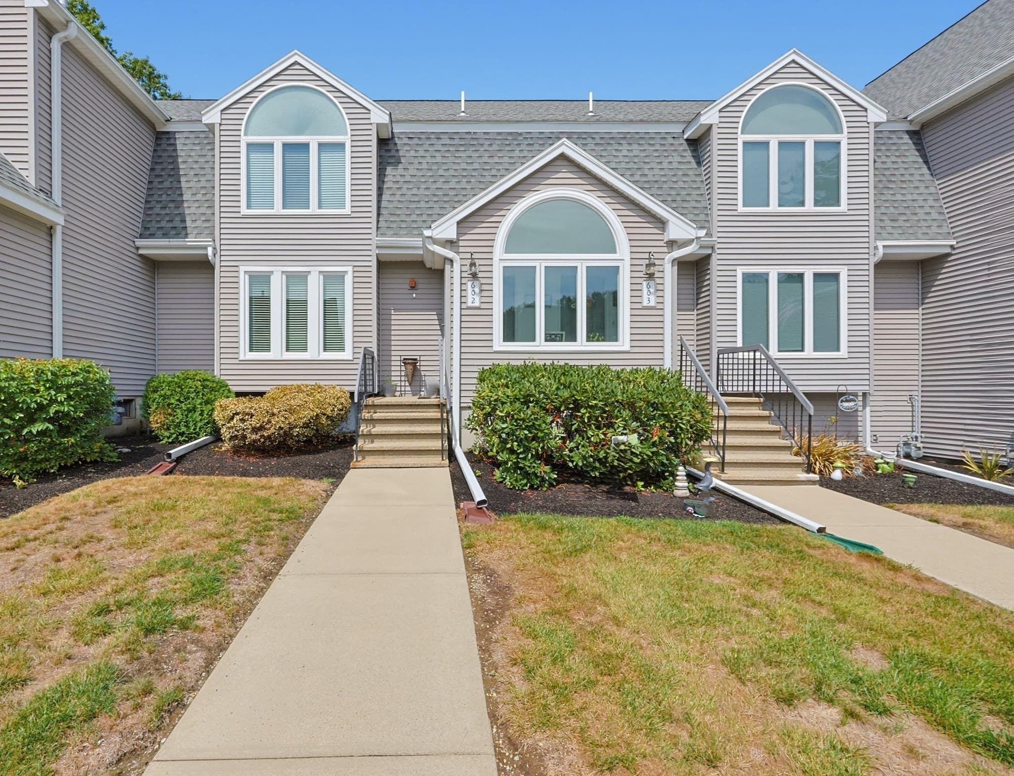 35 Pilgrim Village Rd # 602, Taunton MA 02780