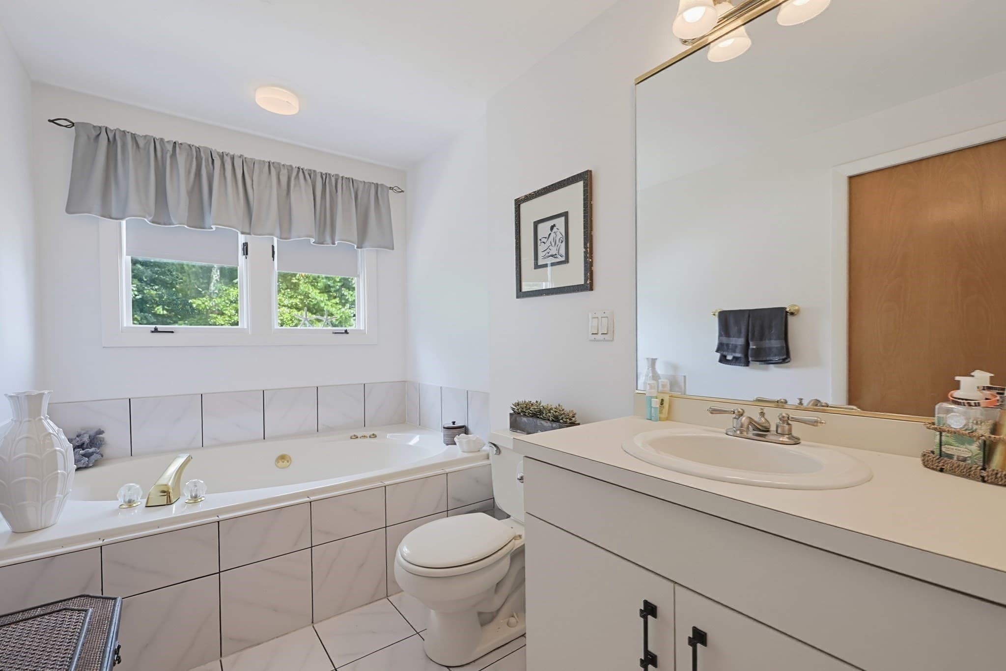 Condominium at 35 Pilgrim Village Rd # 602, Taunton MA 02780, Taunton, photo 28 of 42