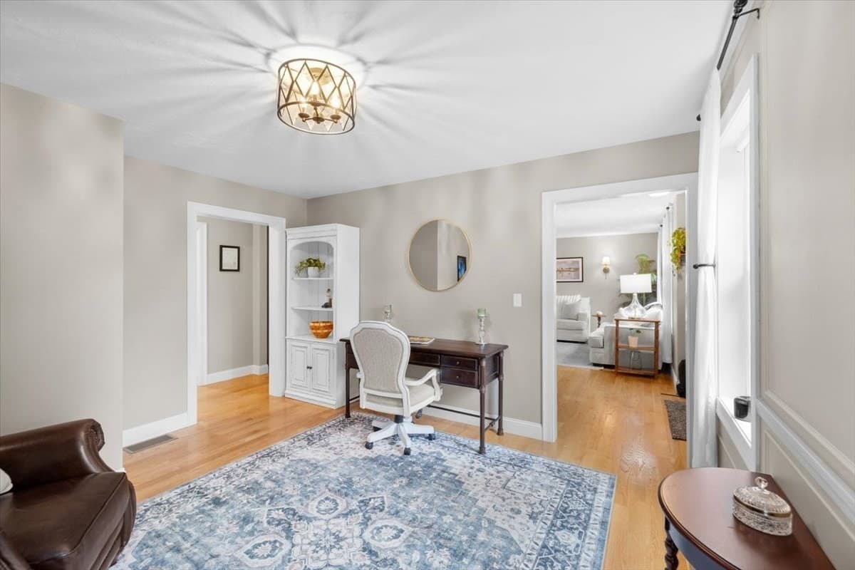 Single Family Residence at 283 Miller St, Middleboro MA 02346, Middleboro, photo 14 of 40