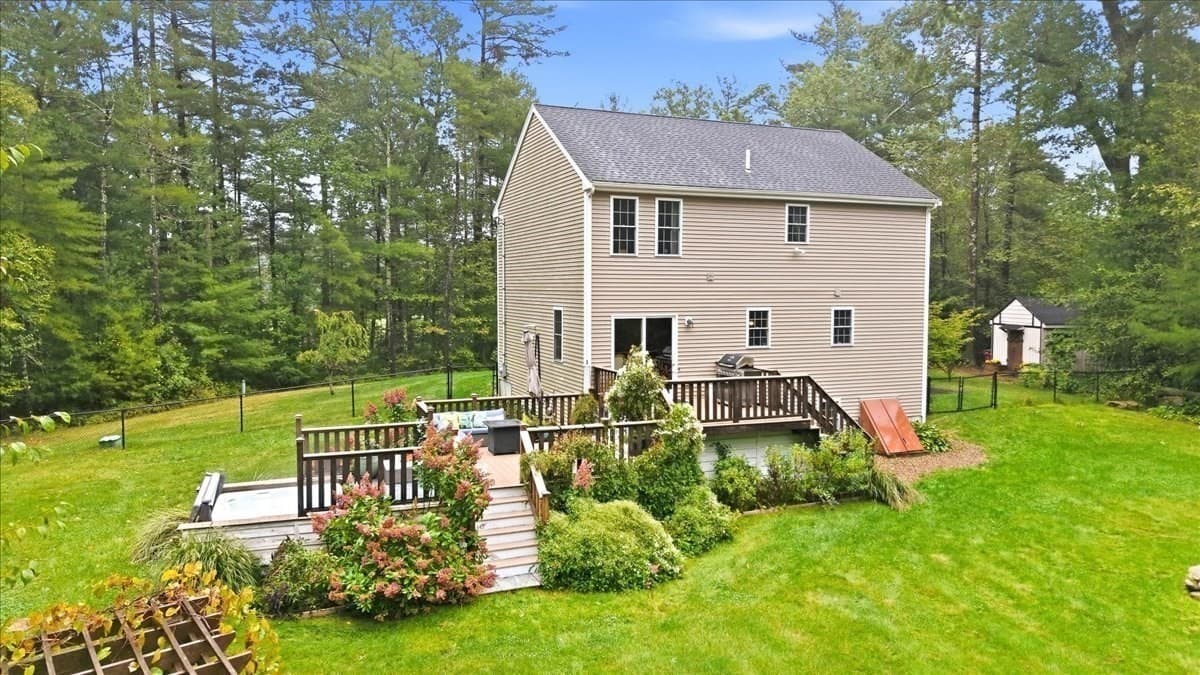 Single Family Residence at 283 Miller St, Middleboro MA 02346, Middleboro, photo 31 of 40