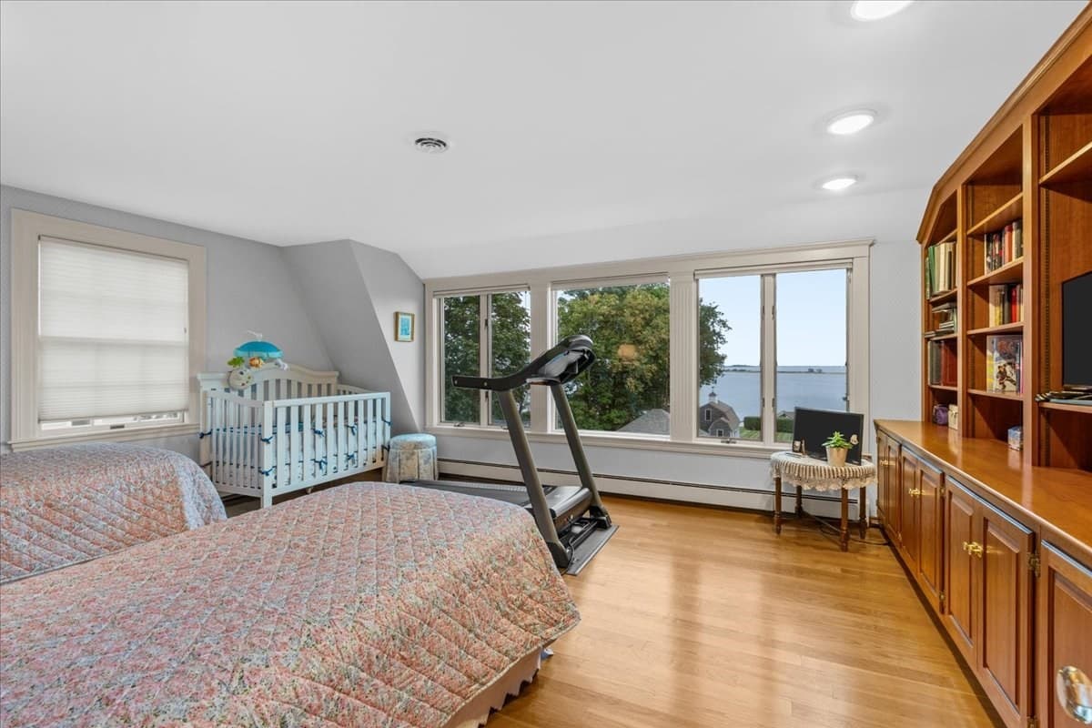 Single Family Residence at 26 Warren Ave, Plymouth MA 02360, Plymouth, photo 26 of 42