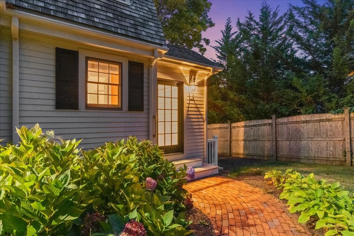 Single Family Residence at 26 Warren Ave, Plymouth MA 02360, Plymouth, photo 40 of 42