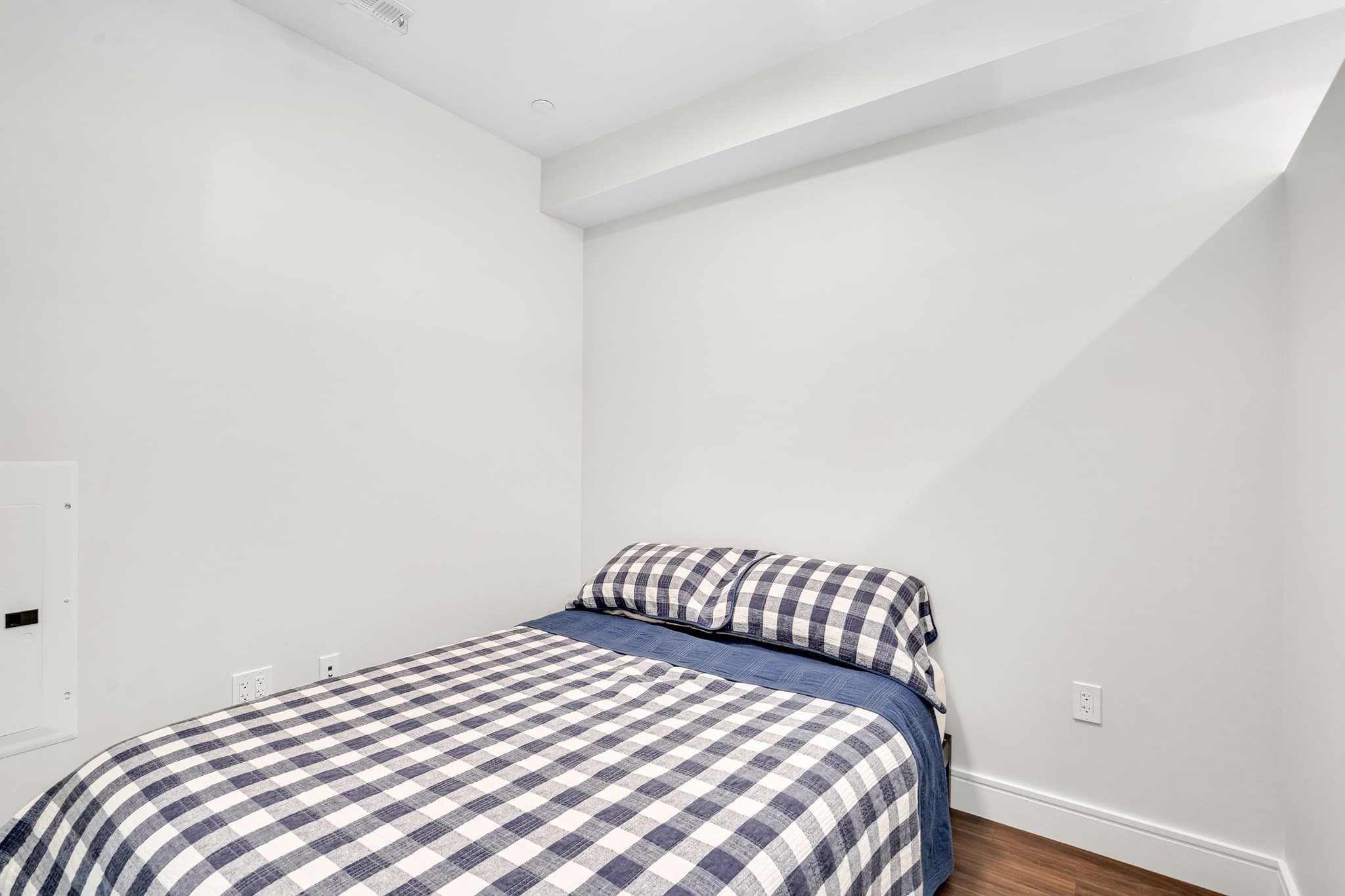 Condominium at 99 Sumner # 408, Boston MA 02128, Boston, photo 15 of 30