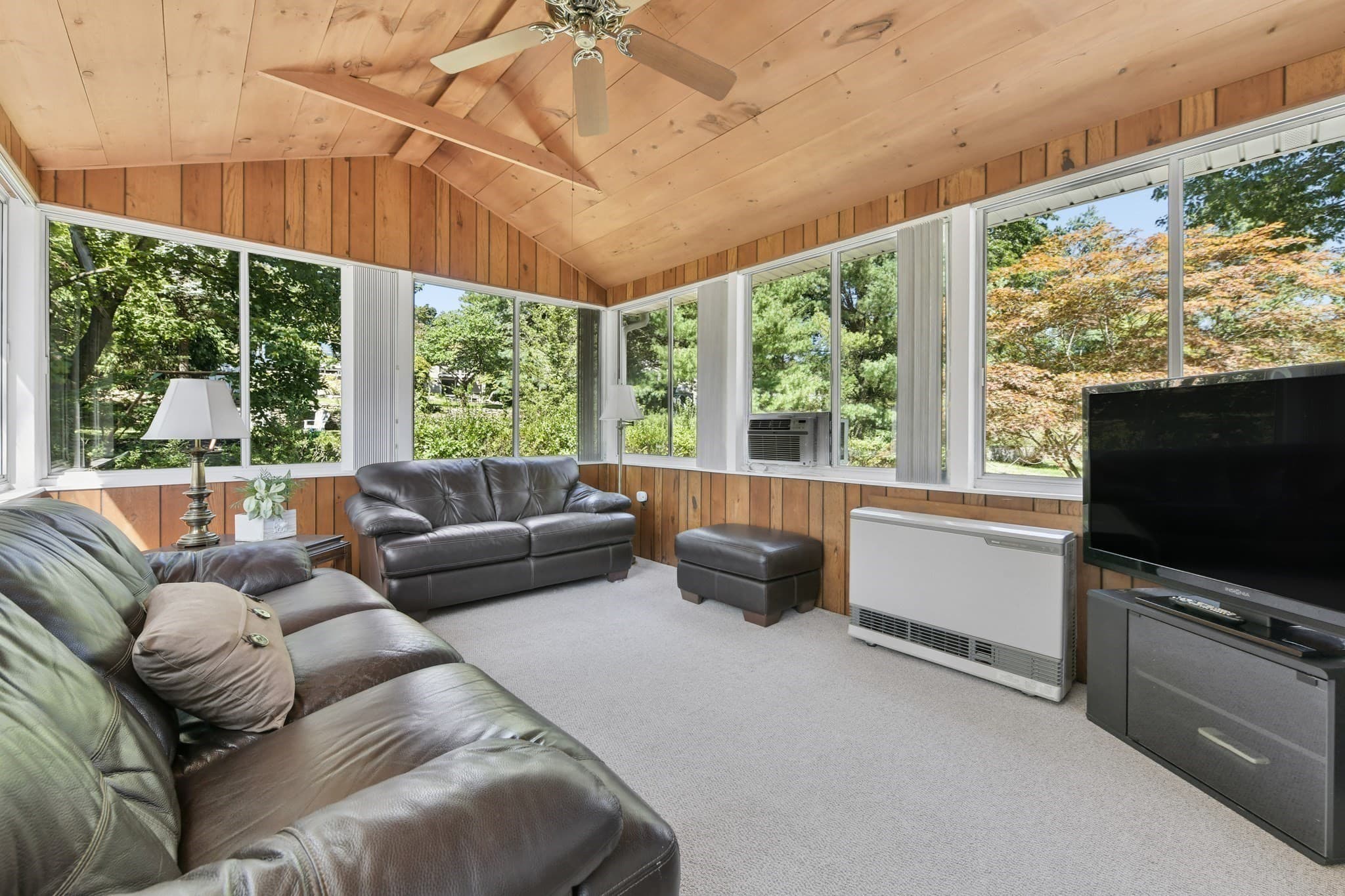Single Family Residence at 7 Janice Cir, Framingham MA 01701, Framingham, photo 23 of 42