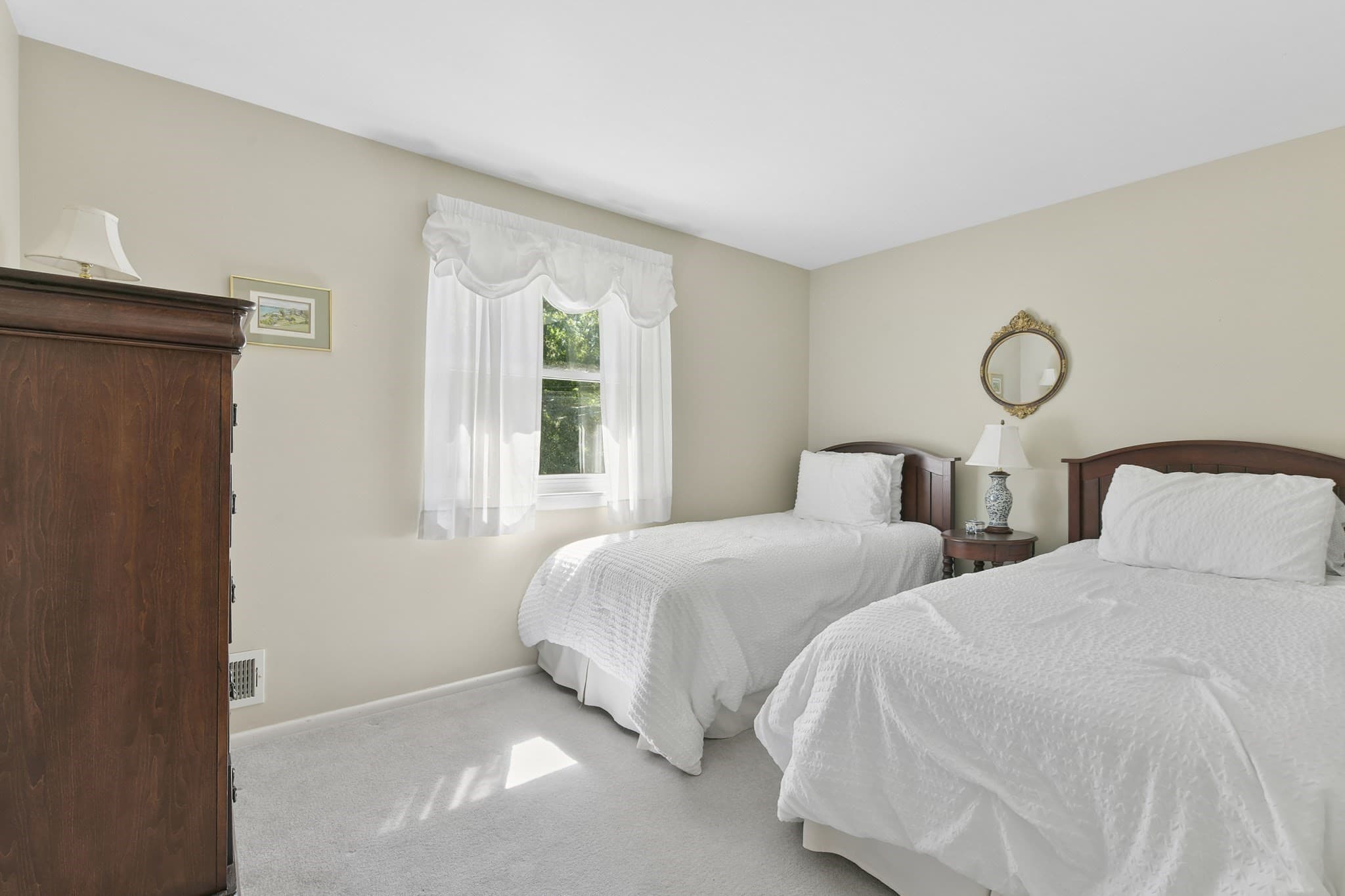 Single Family Residence at 7 Janice Cir, Framingham MA 01701, Framingham, photo 27 of 42