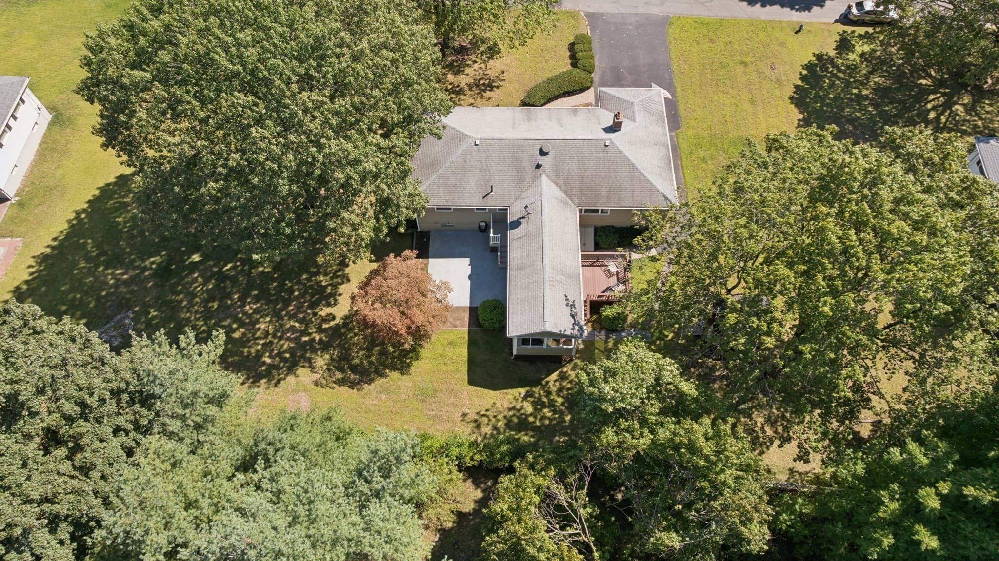 Single Family Residence at 7 Janice Cir, Framingham MA 01701, Framingham, photo 2 of 42