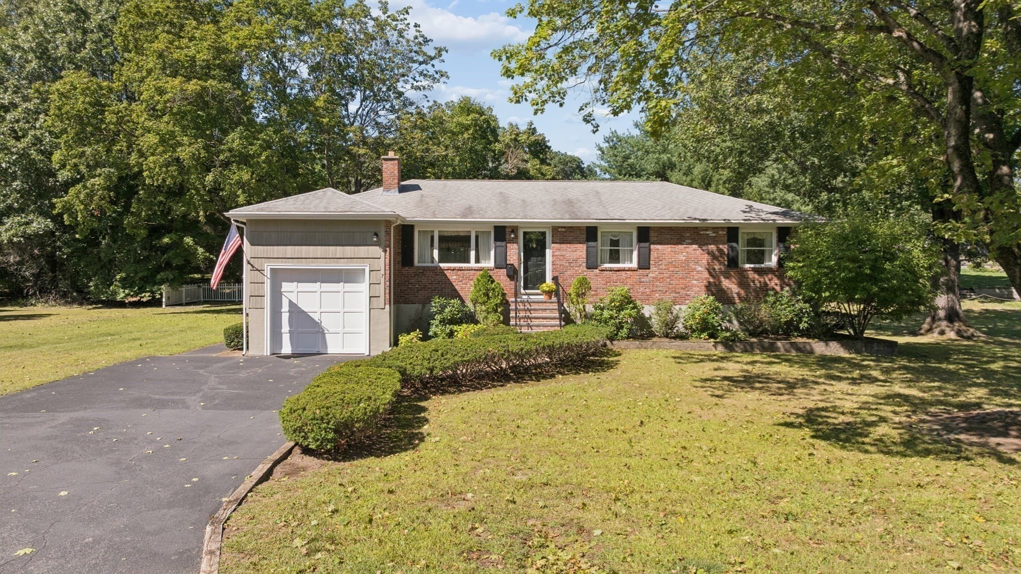 Single Family Residence at 7 Janice Cir, Framingham MA 01701, Framingham, photo 36 of 42