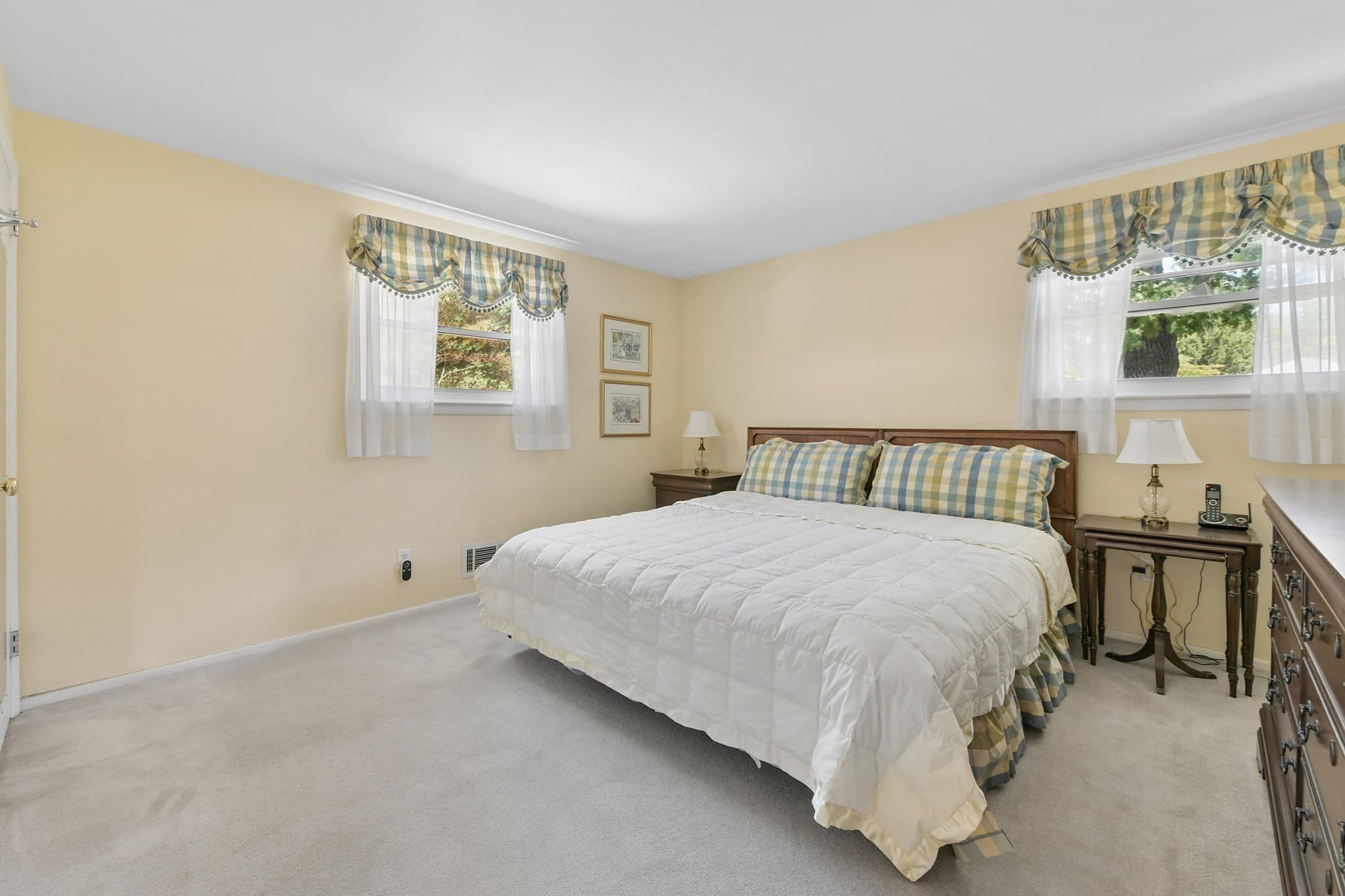 Single Family Residence at 7 Janice Cir, Framingham MA 01701, Framingham, photo 24 of 42