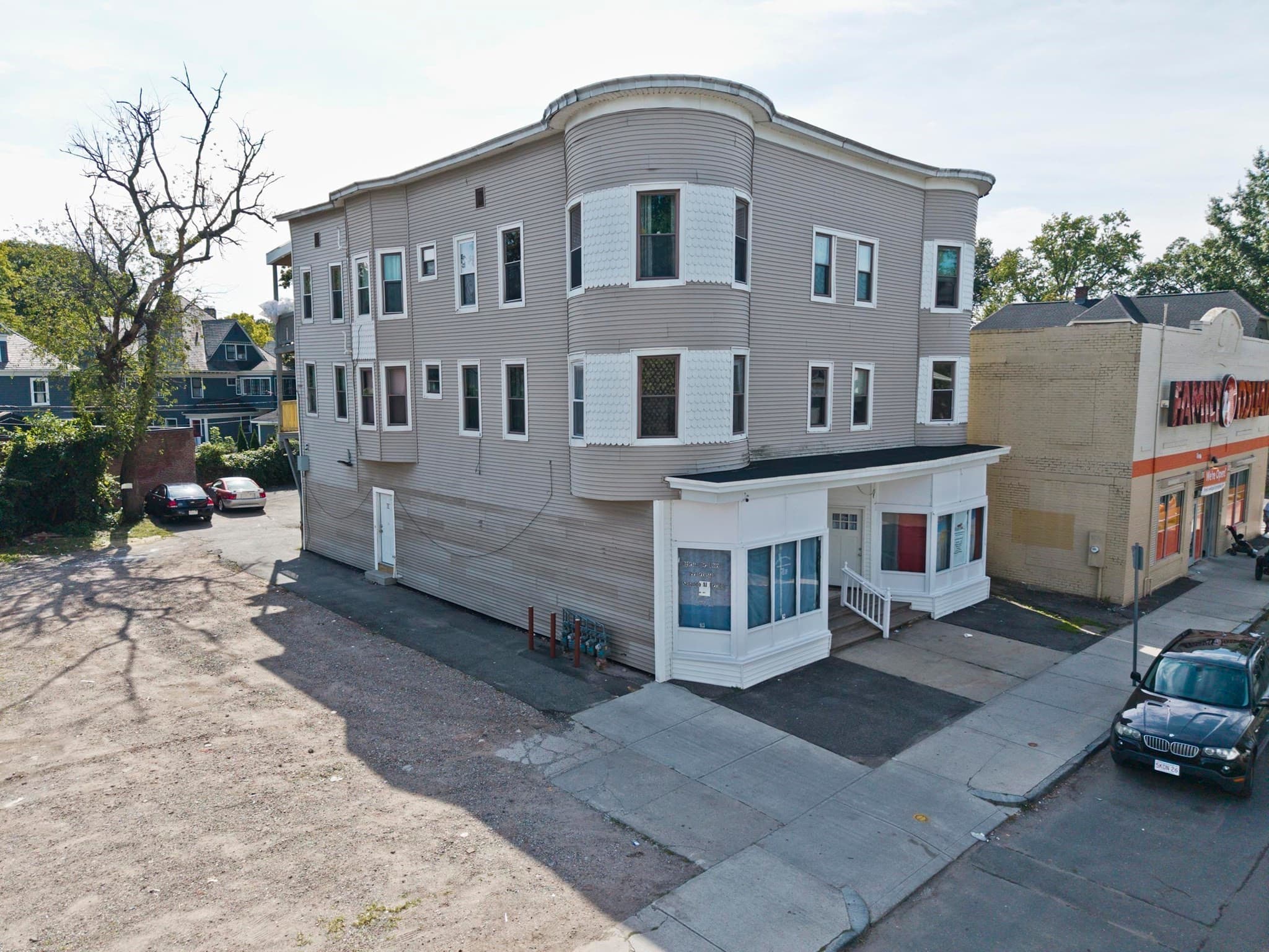 298-302 Belmont Ave, Springfield MA 01108