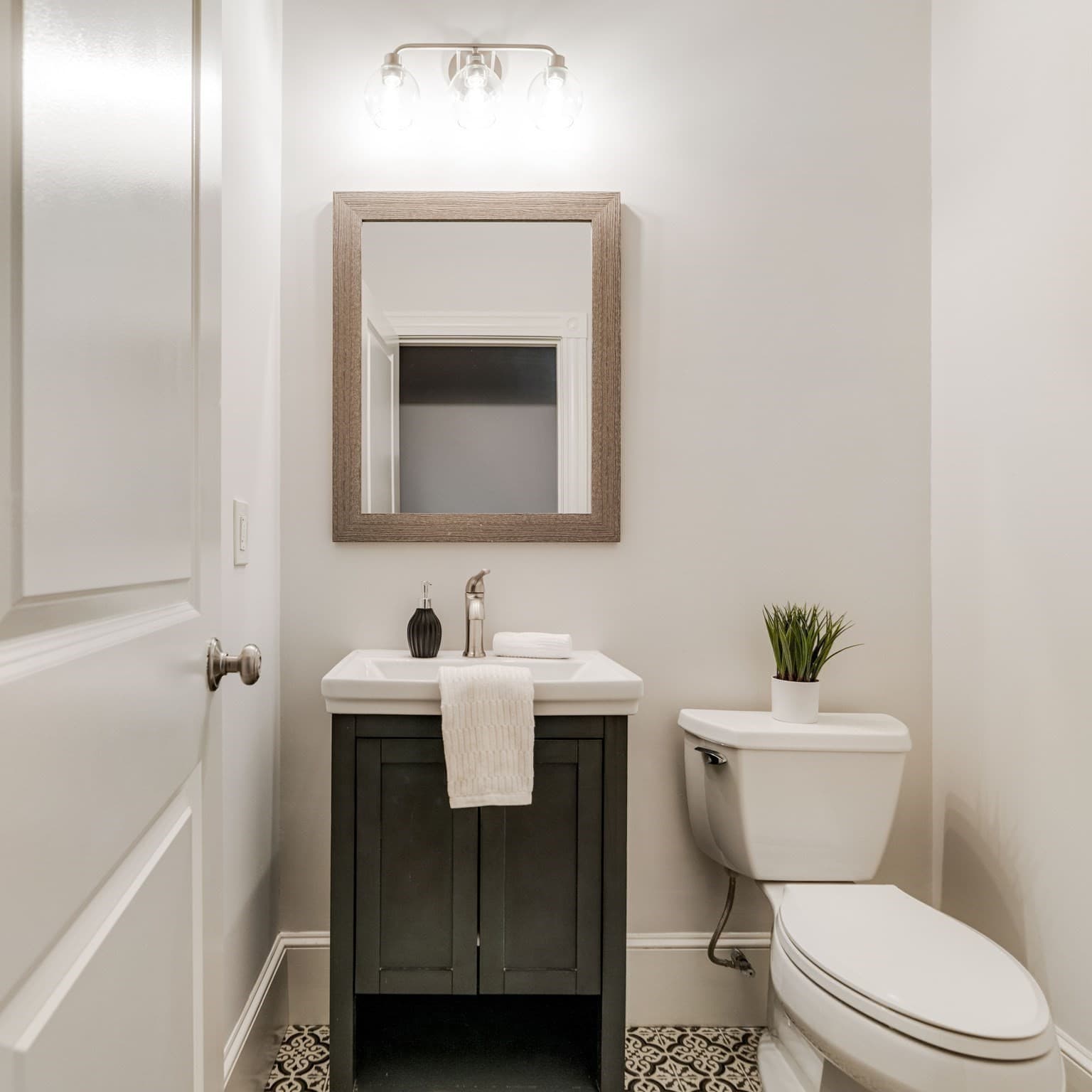 Condominium at 18 Cudworth Street # 18, Medford MA 02155, Medford, photo 14 of 33