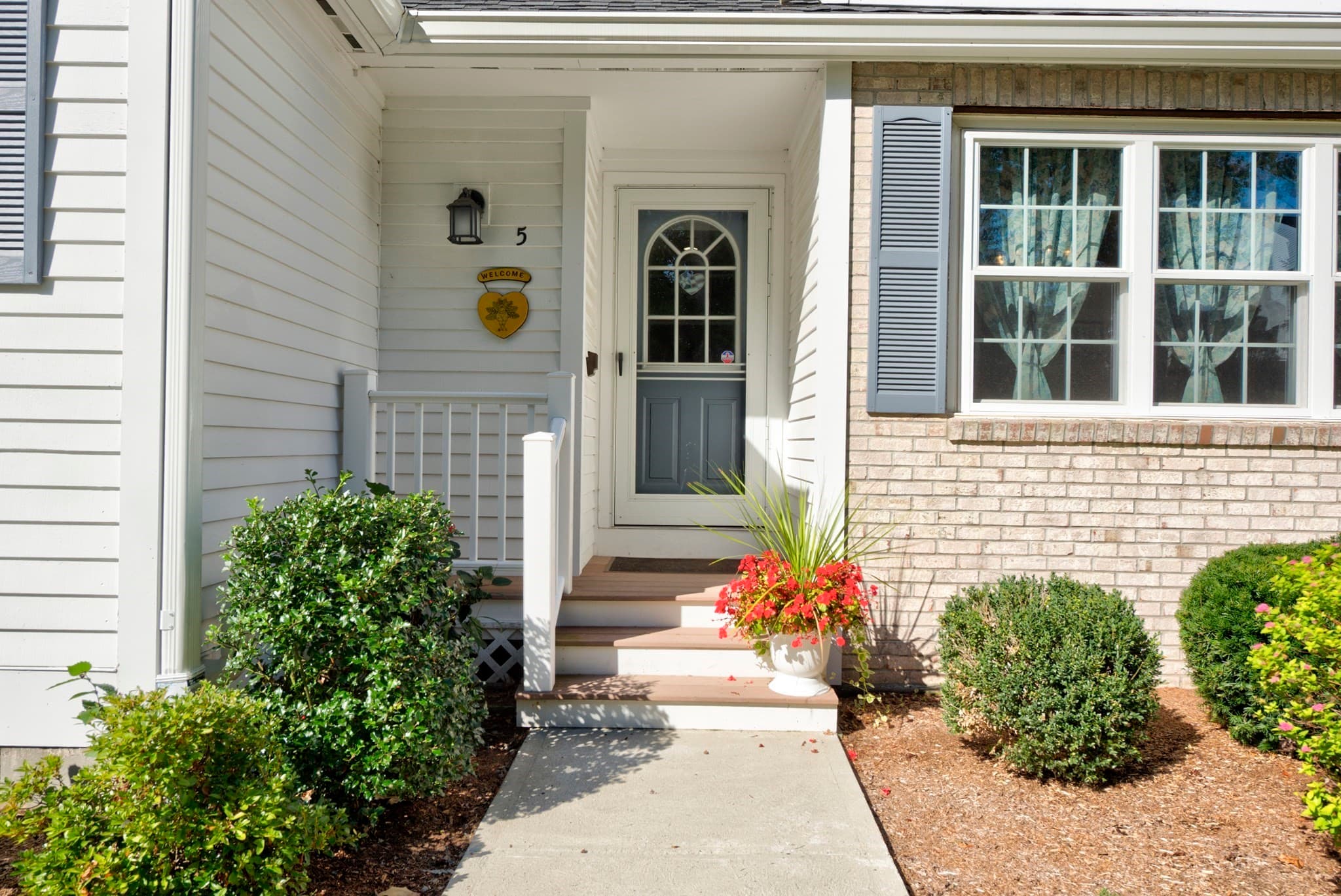 5 Pear Tree Ln # 5, Franklin MA 02038