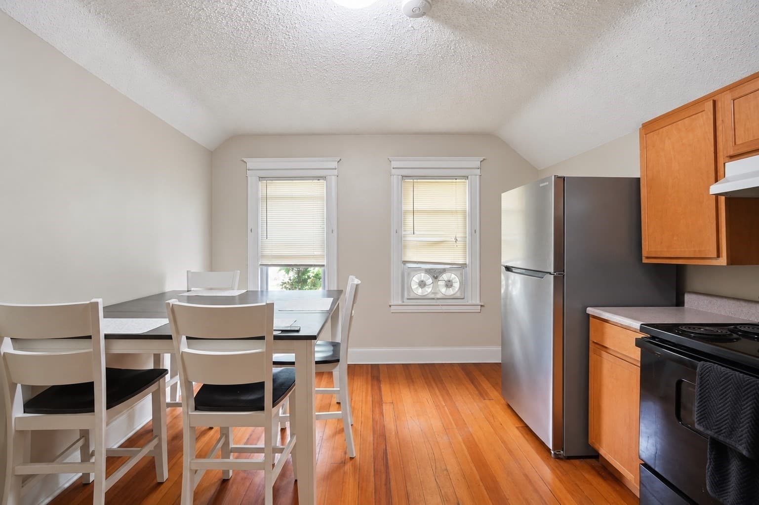 3 Family at 50 Orange St, Springfield MA 01108, Springfield, photo 21 of 22
