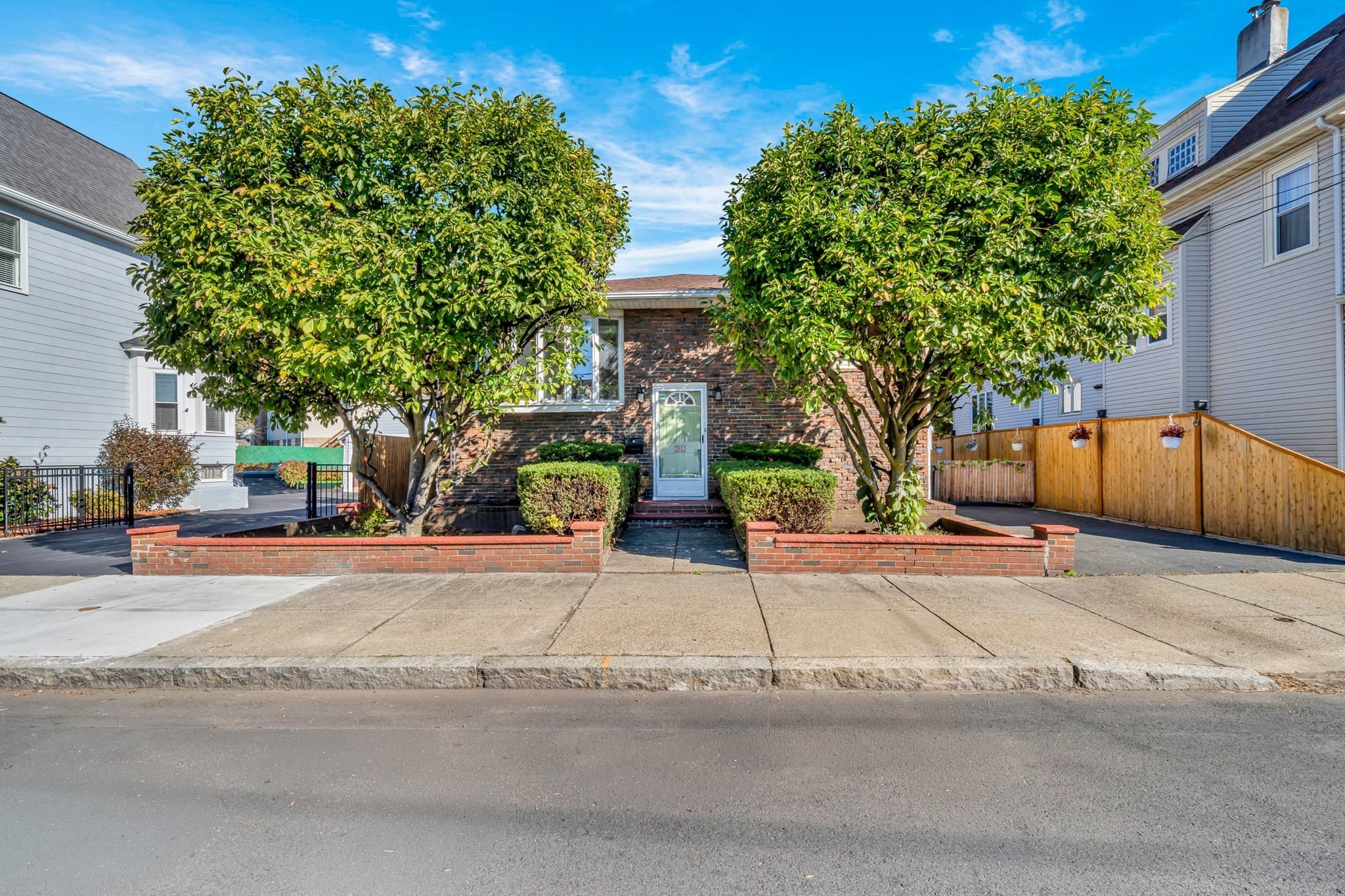 26 Beach St, Malden MA 02148