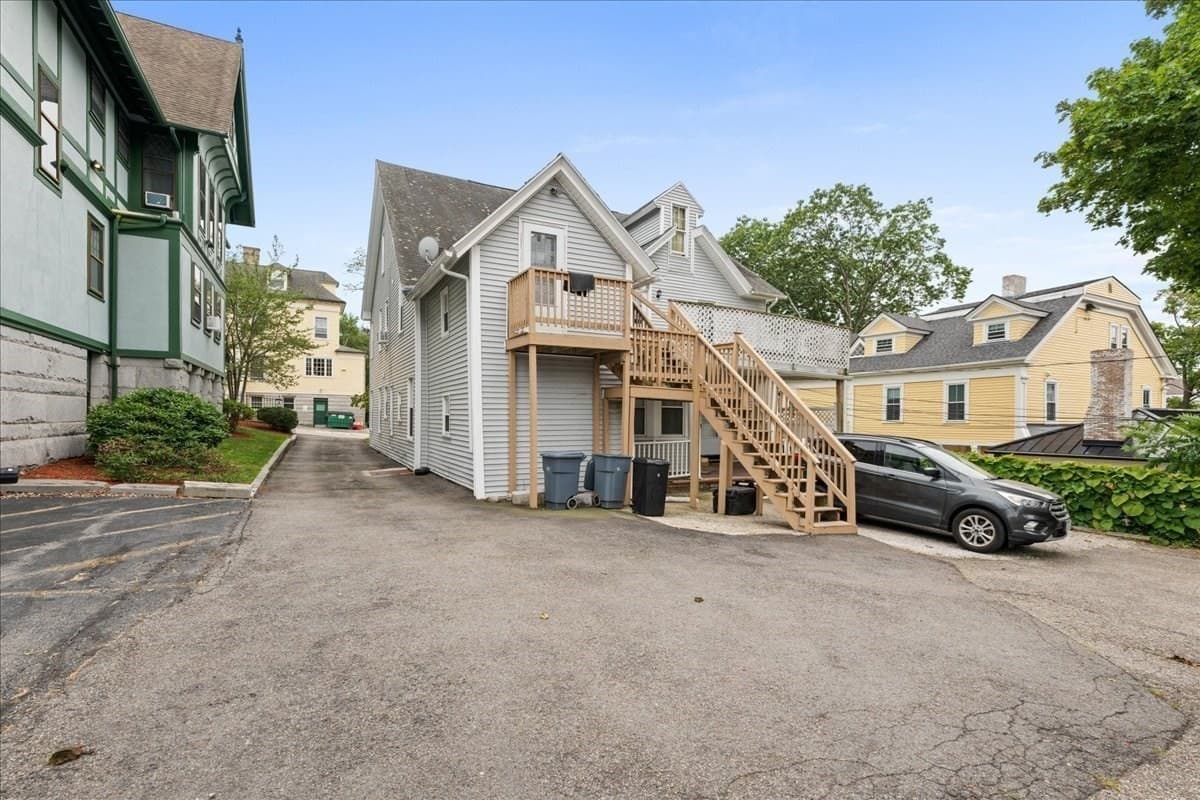 4 Family - 4 Units Up/Down at 36 Cedar St, Worcester MA 01609, Worcester, photo 24 of 34