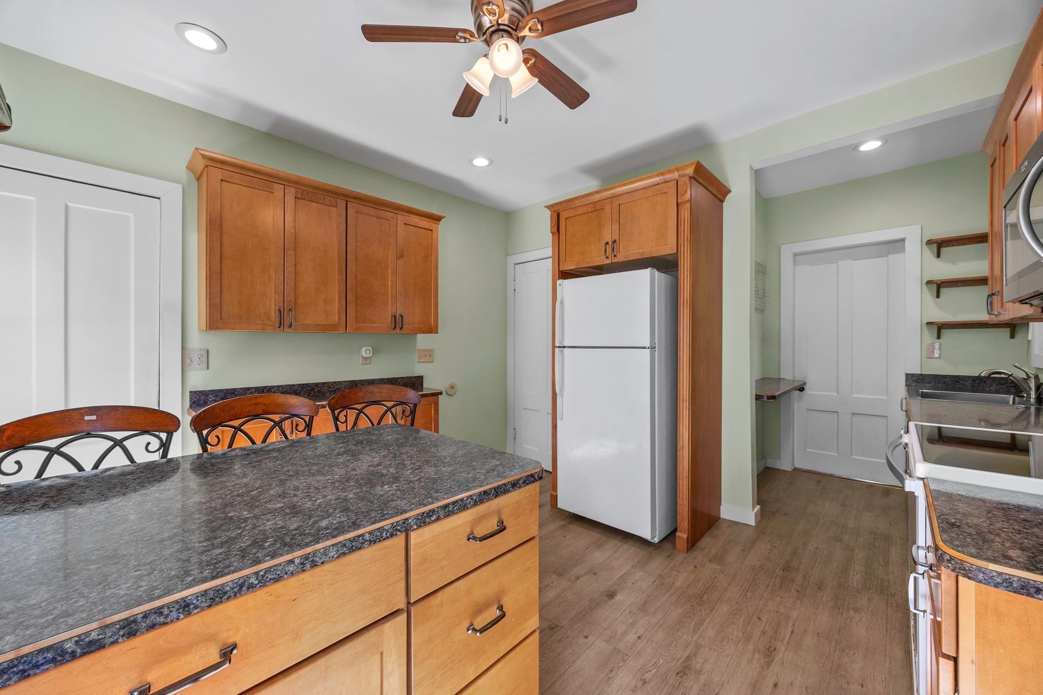 Single Family Residence at 66 Nonotuck St, Holyoke MA 01040, Holyoke, photo 26 of 40