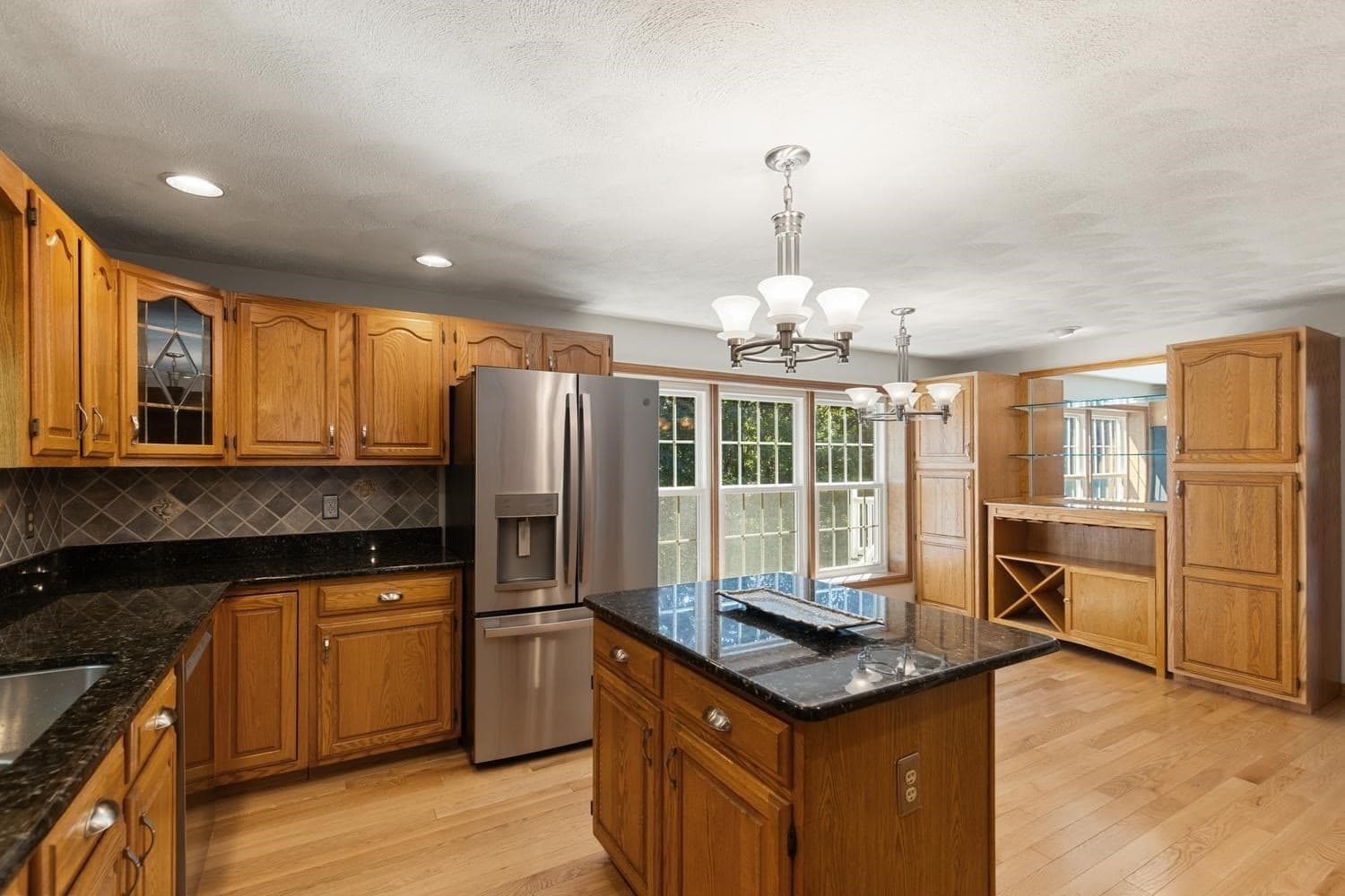 Single Family Residence at 3 Karen Way, Methuen MA 01844, Methuen, photo 9 of 37