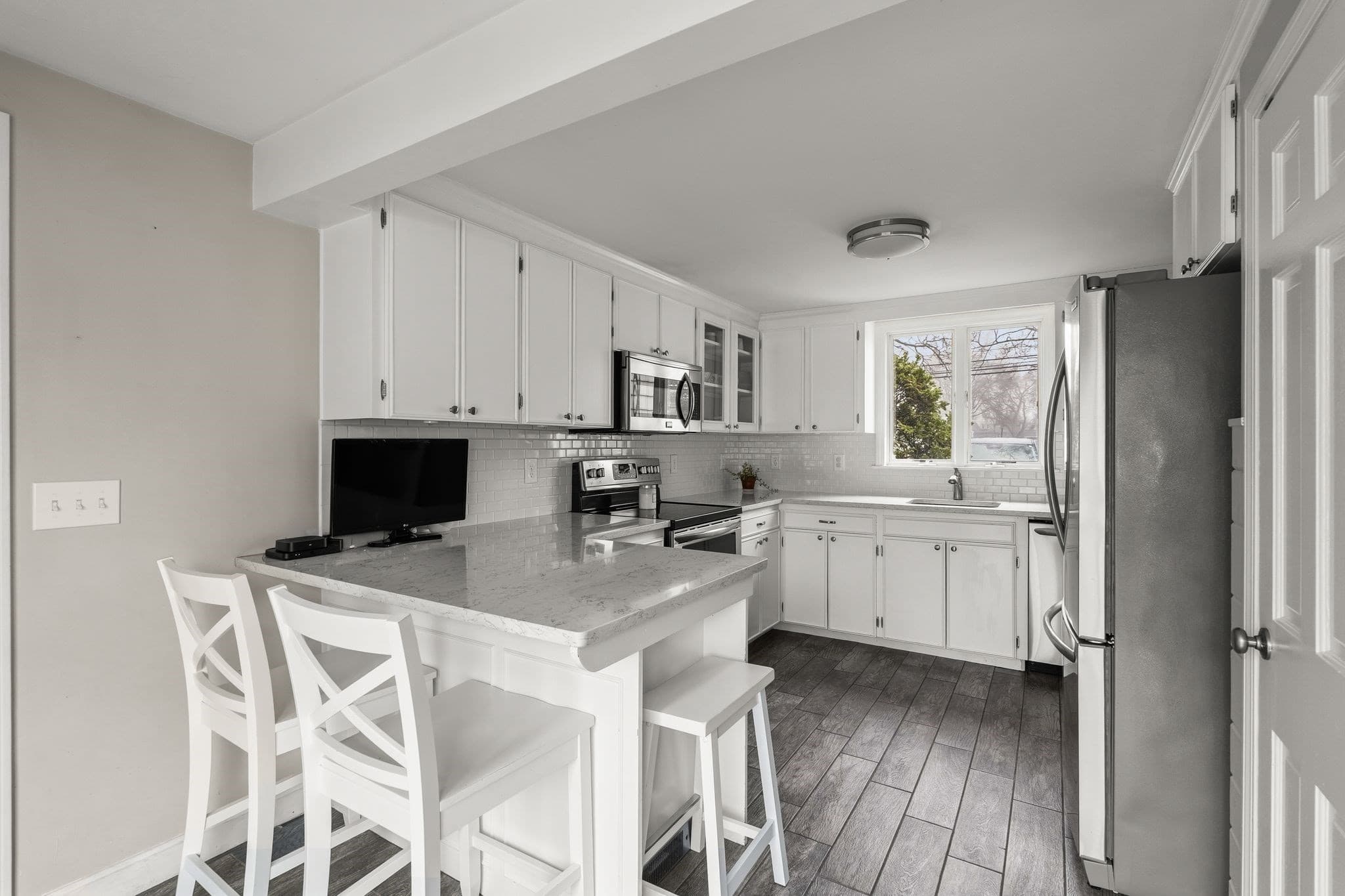 Single Family Residence at 45 Lafayette St, Marblehead MA 01945, Marblehead, photo 9 of 37