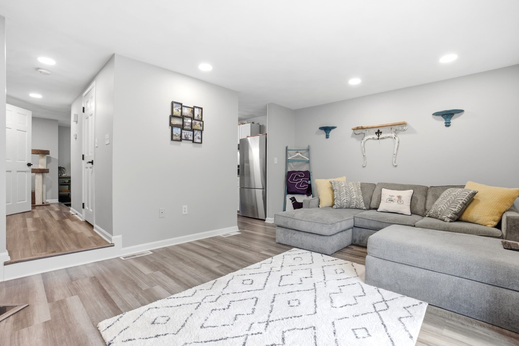 Condominium at 44 Quail Run # 44, Tewksbury MA 01876, Tewksbury, photo 3 of 34