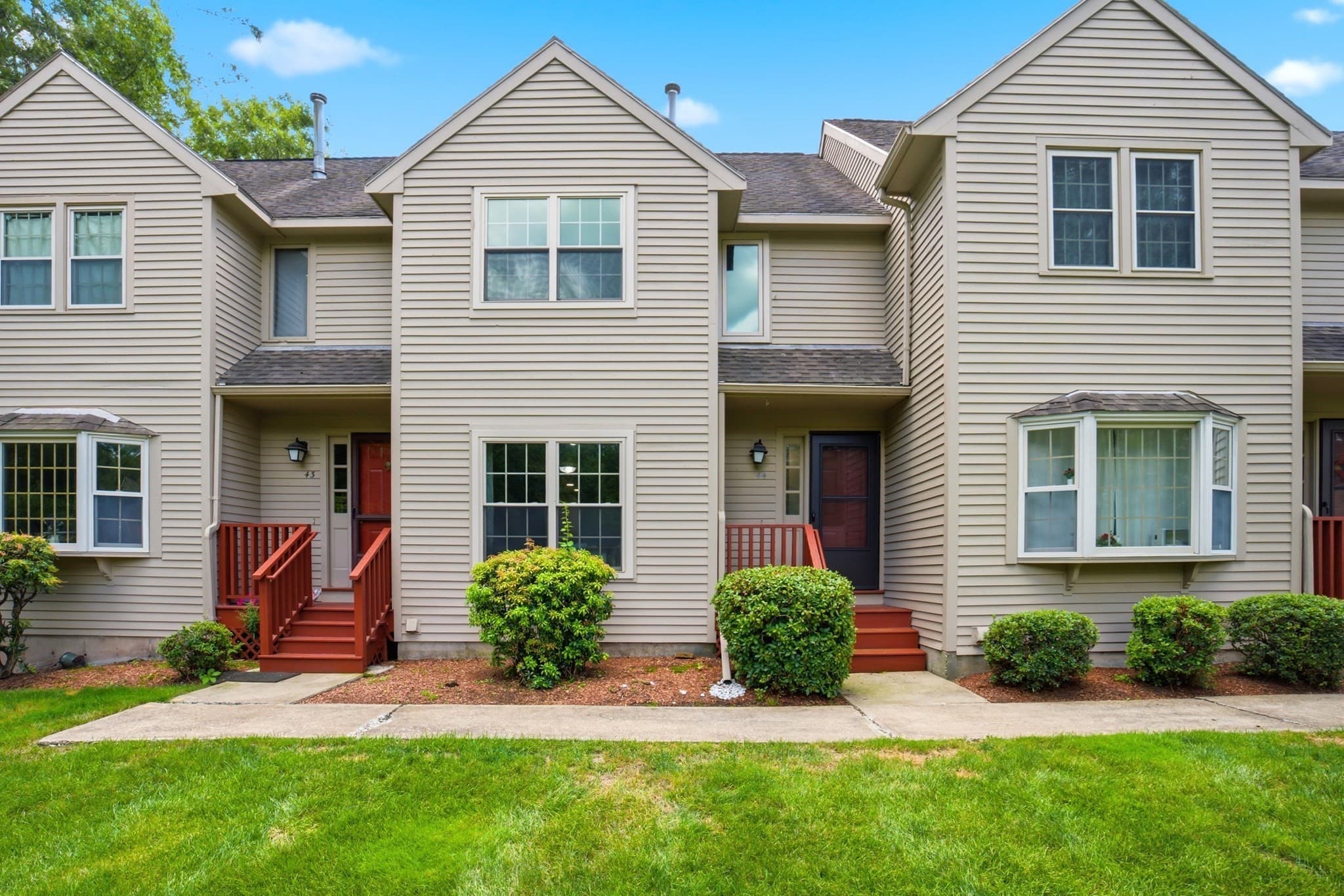 44 Quail Run # 44, Tewksbury MA 01876