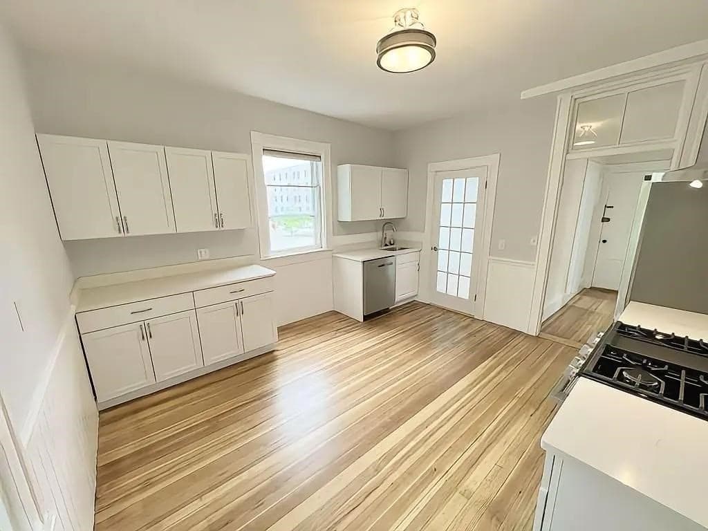 Condominium at 98 Boylston St # 3, Brookline MA 02445, Brookline, photo 3 of 15