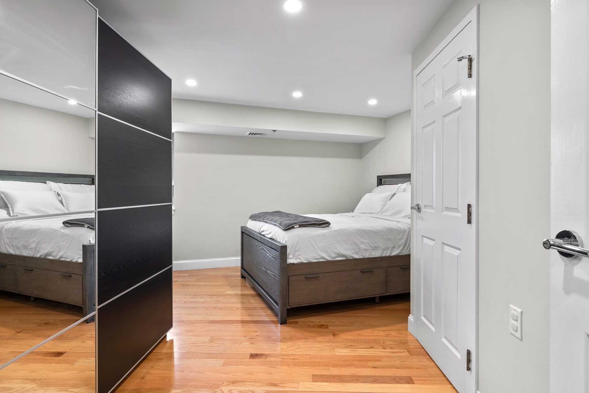 Condominium at 357 Commercial St. # 320, Boston MA 02109, Boston, photo 8 of 19